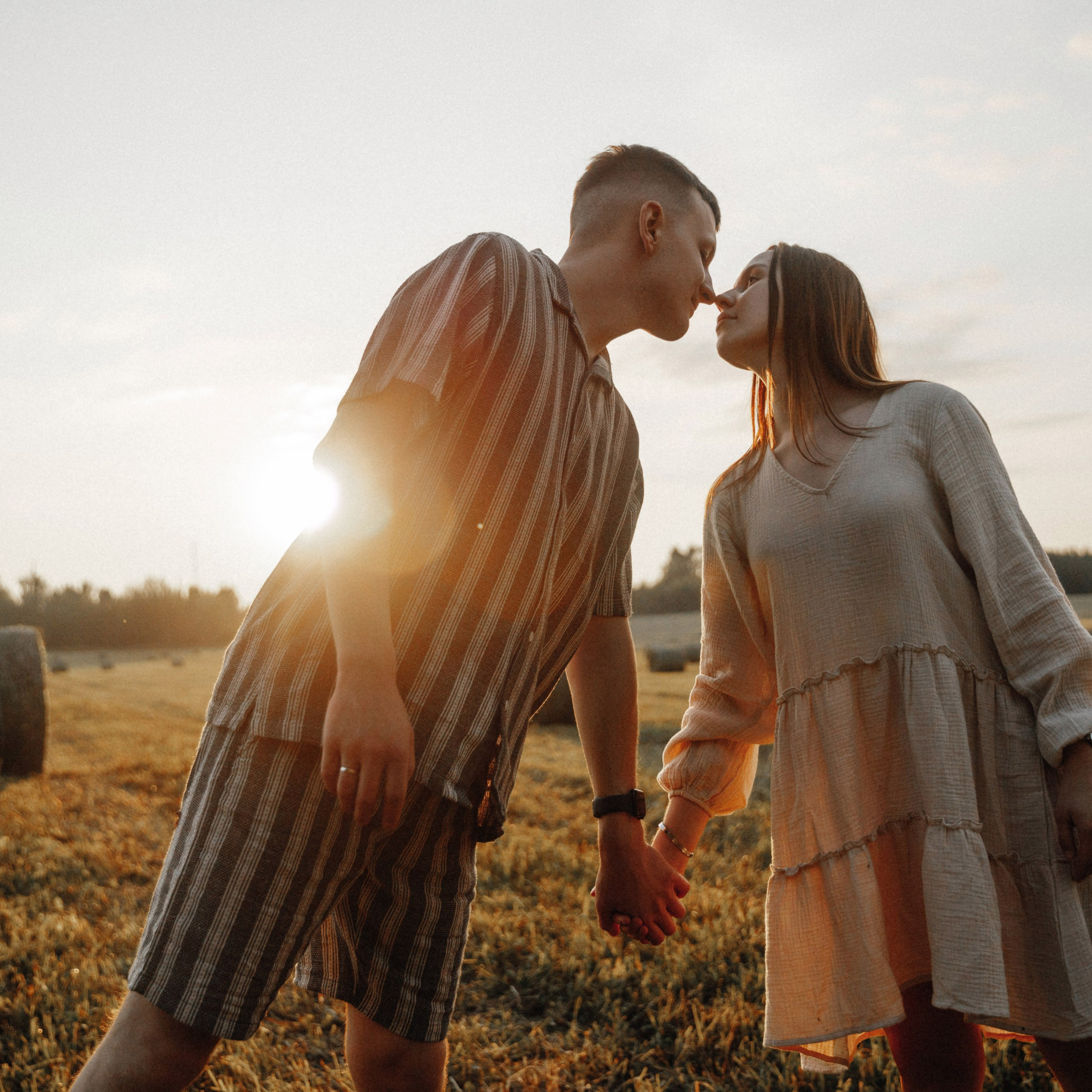 Закат в поле