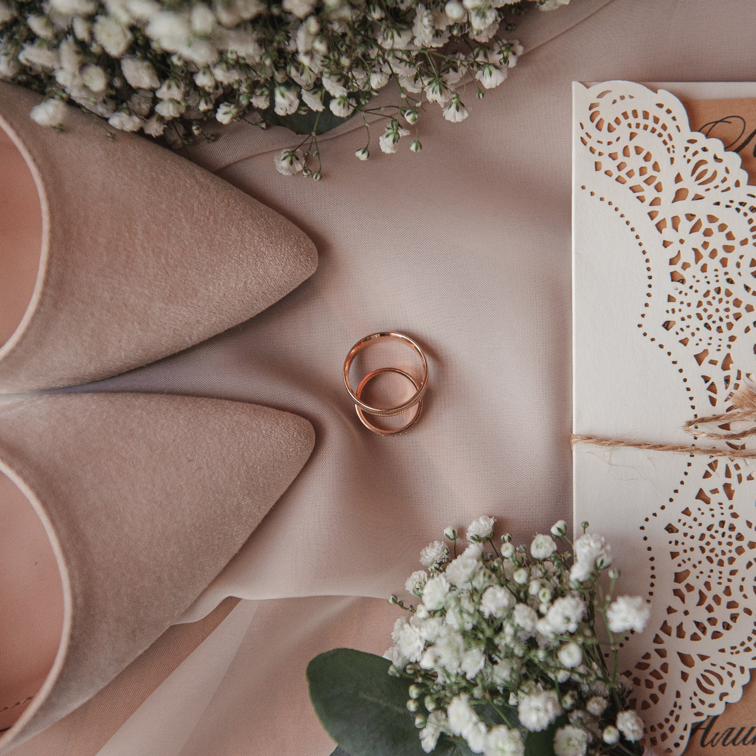 Предметная свадебная фотография, Свадебная фотография в Крыму, Где провести свадебную фотосессию в Крыму, Свадебные фотографии с дронов в Крыму, Свадебные фотографии с виноградниками в Крыму