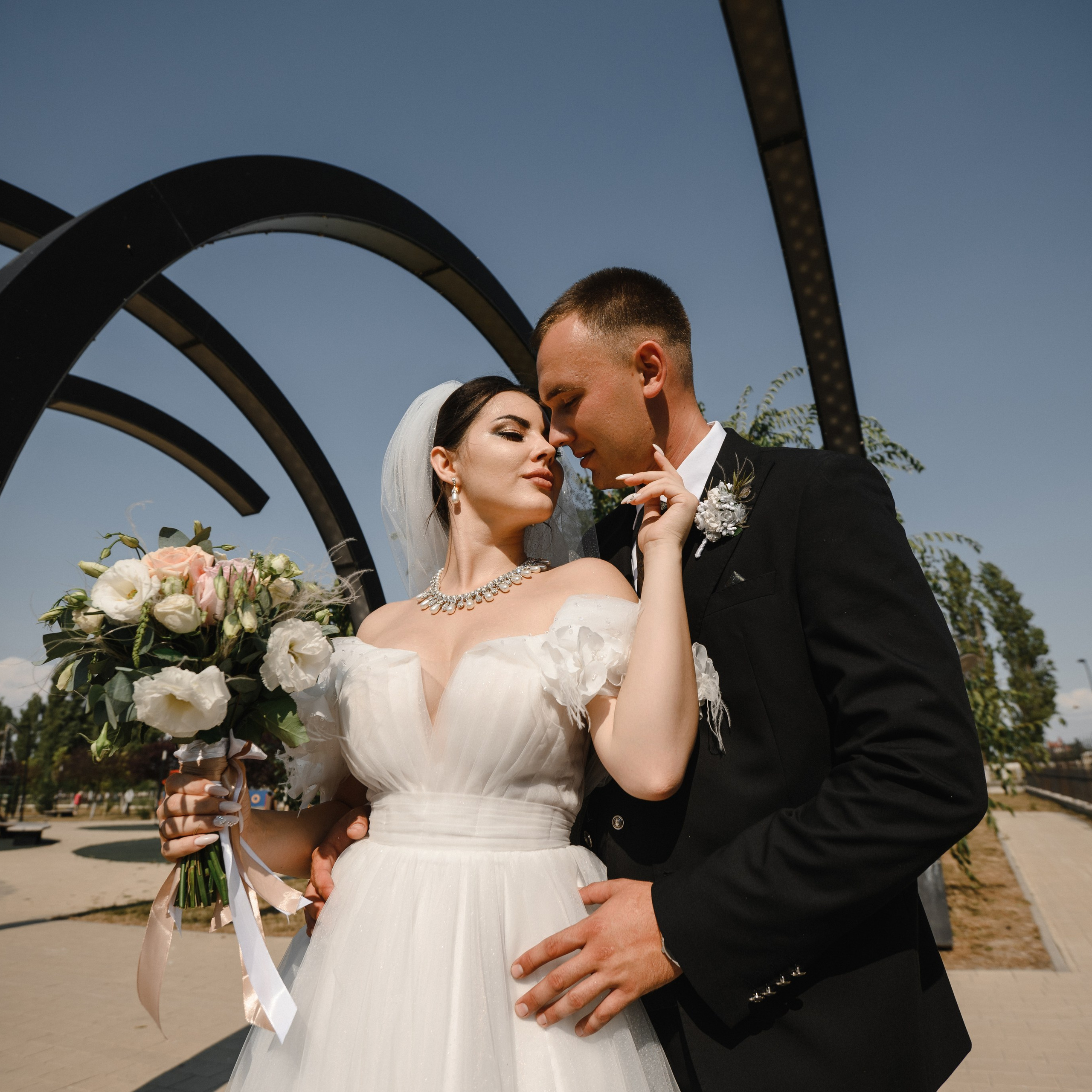 Отзывы о работе  с крымским фотографом. Свадебный фотограф в Крыму Алексей Лобач