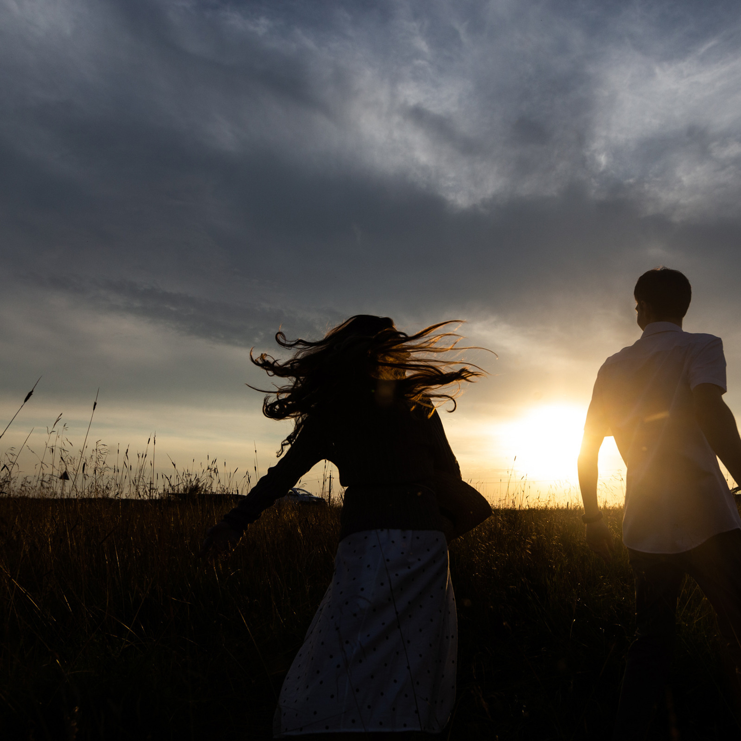 Alex+Polina — Walking