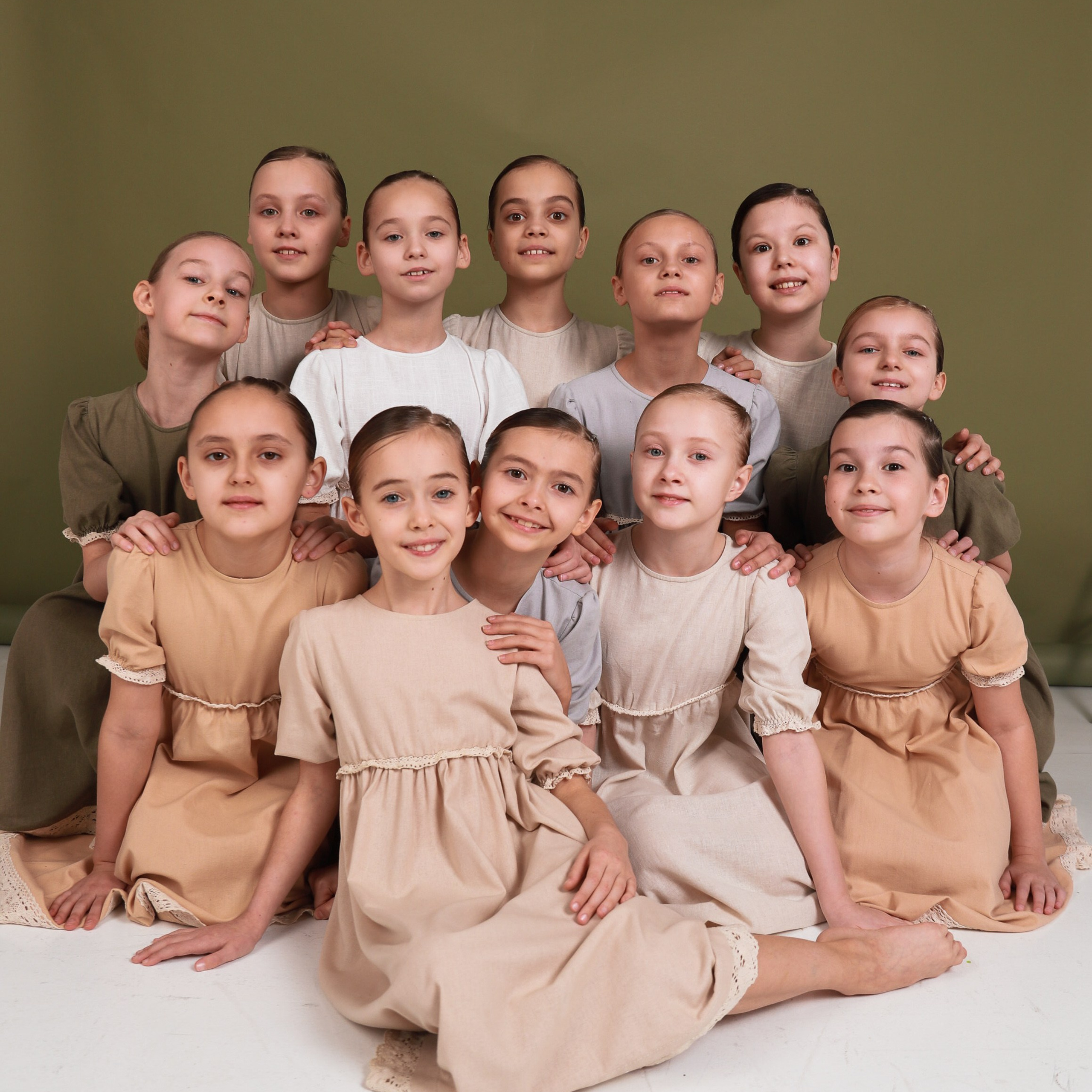 Слобода на фоне