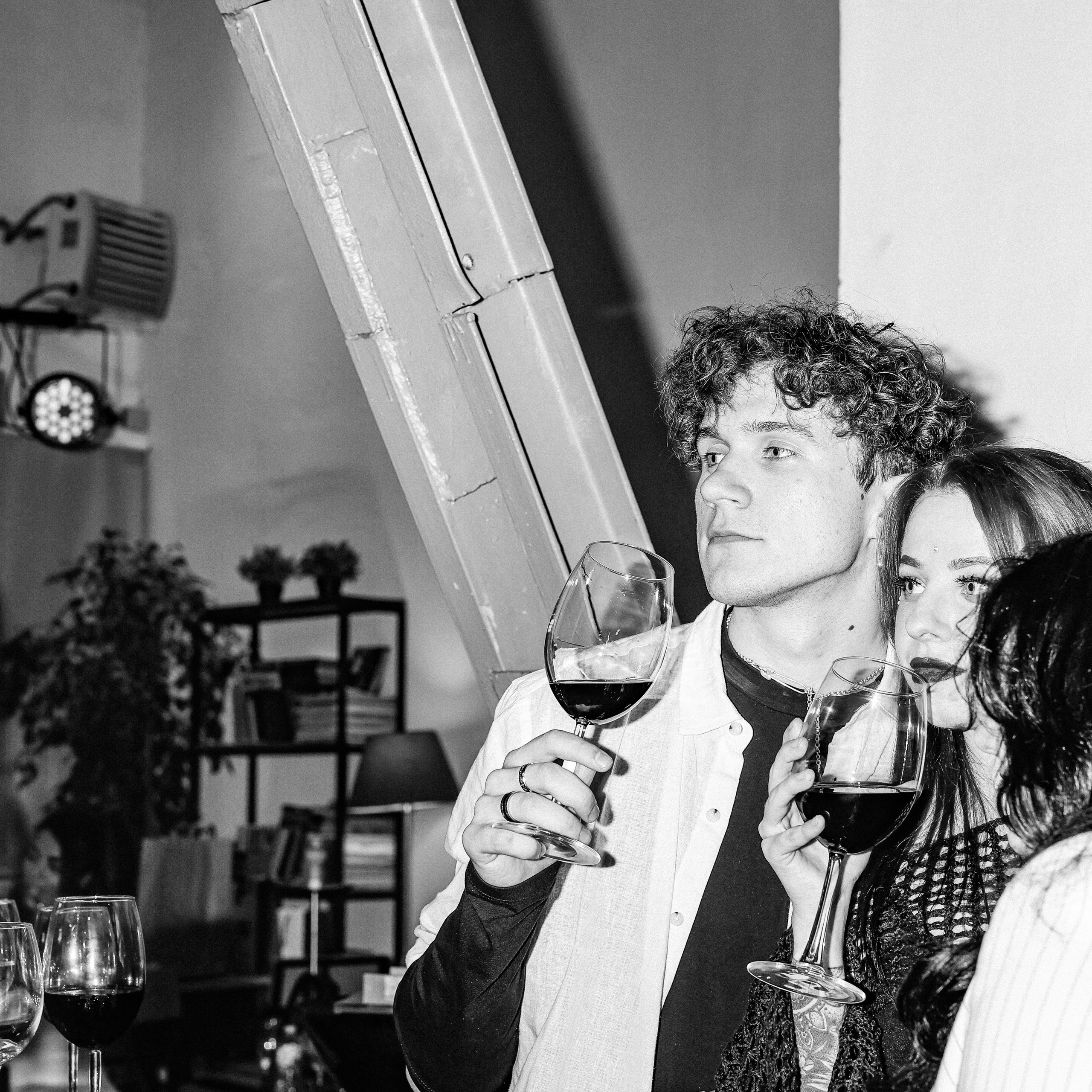 АРТЕМ БЕЛОВ. Nikolskayasecular