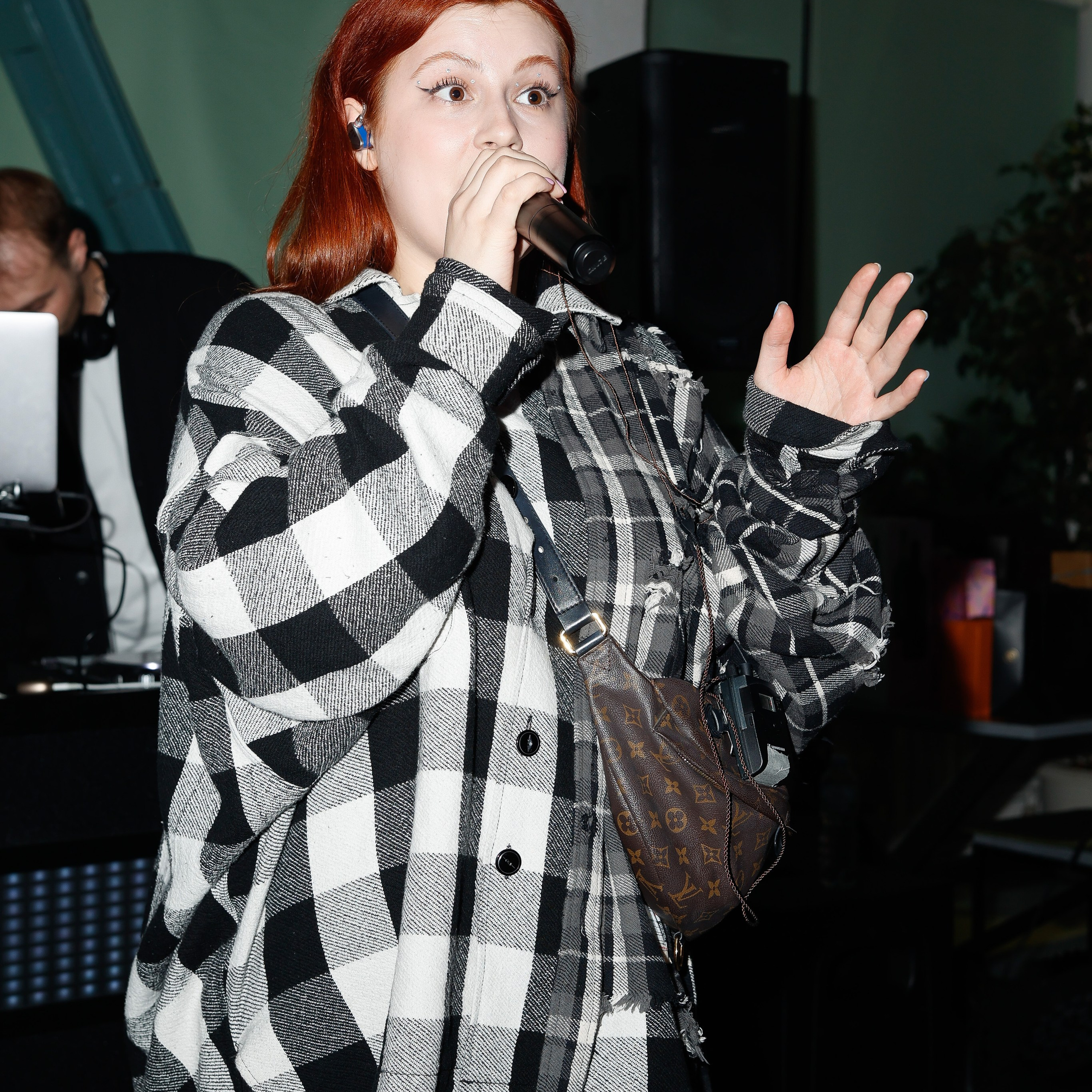 АРТЕМ БЕЛОВ. Nikolskayasecular