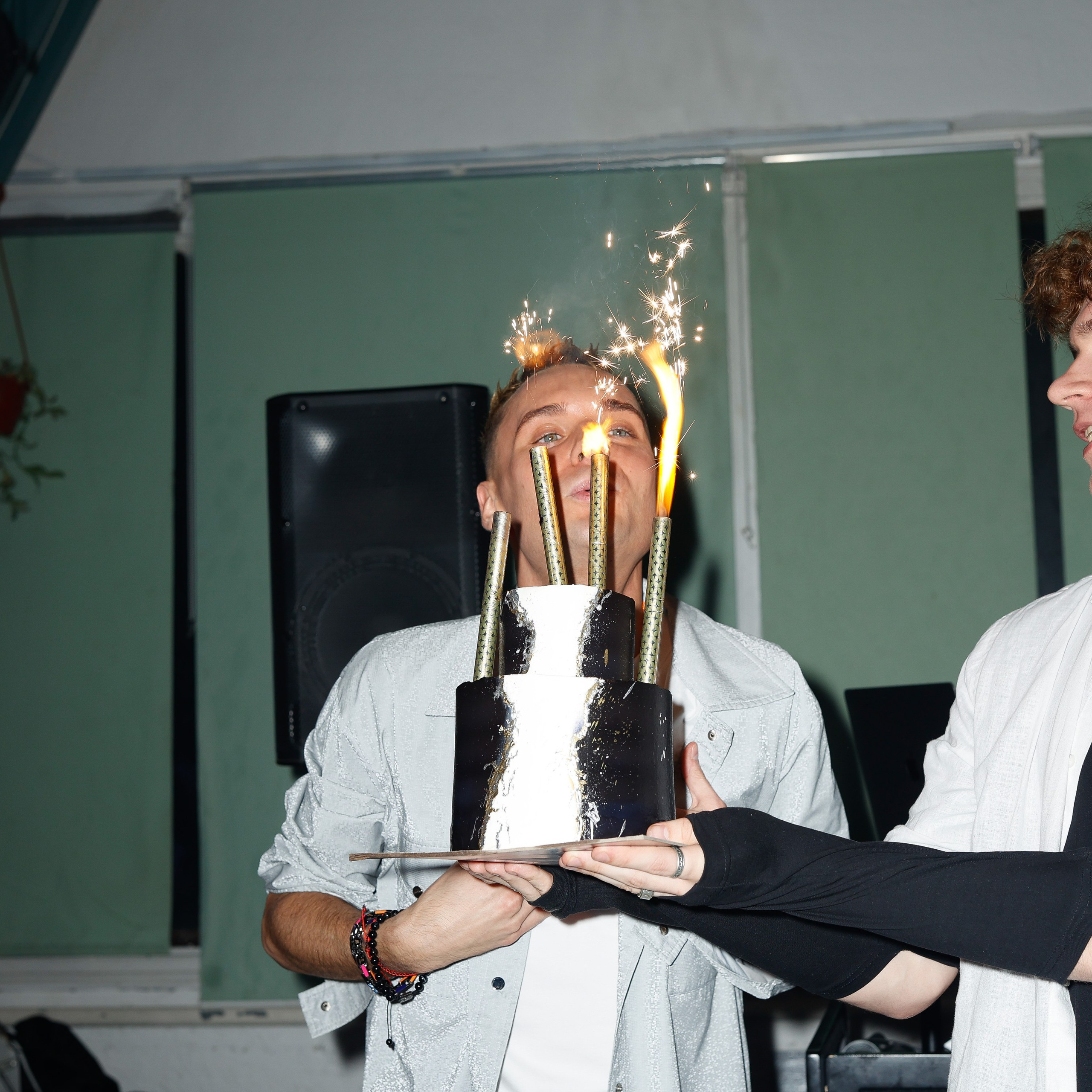 АРТЕМ БЕЛОВ. Nikolskayasecular