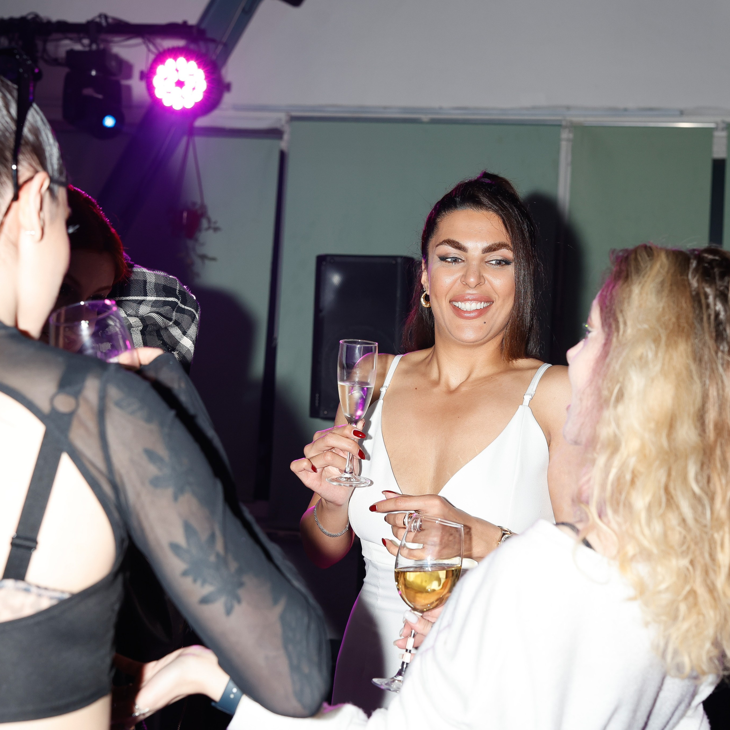 АРТЕМ БЕЛОВ. Nikolskayasecular