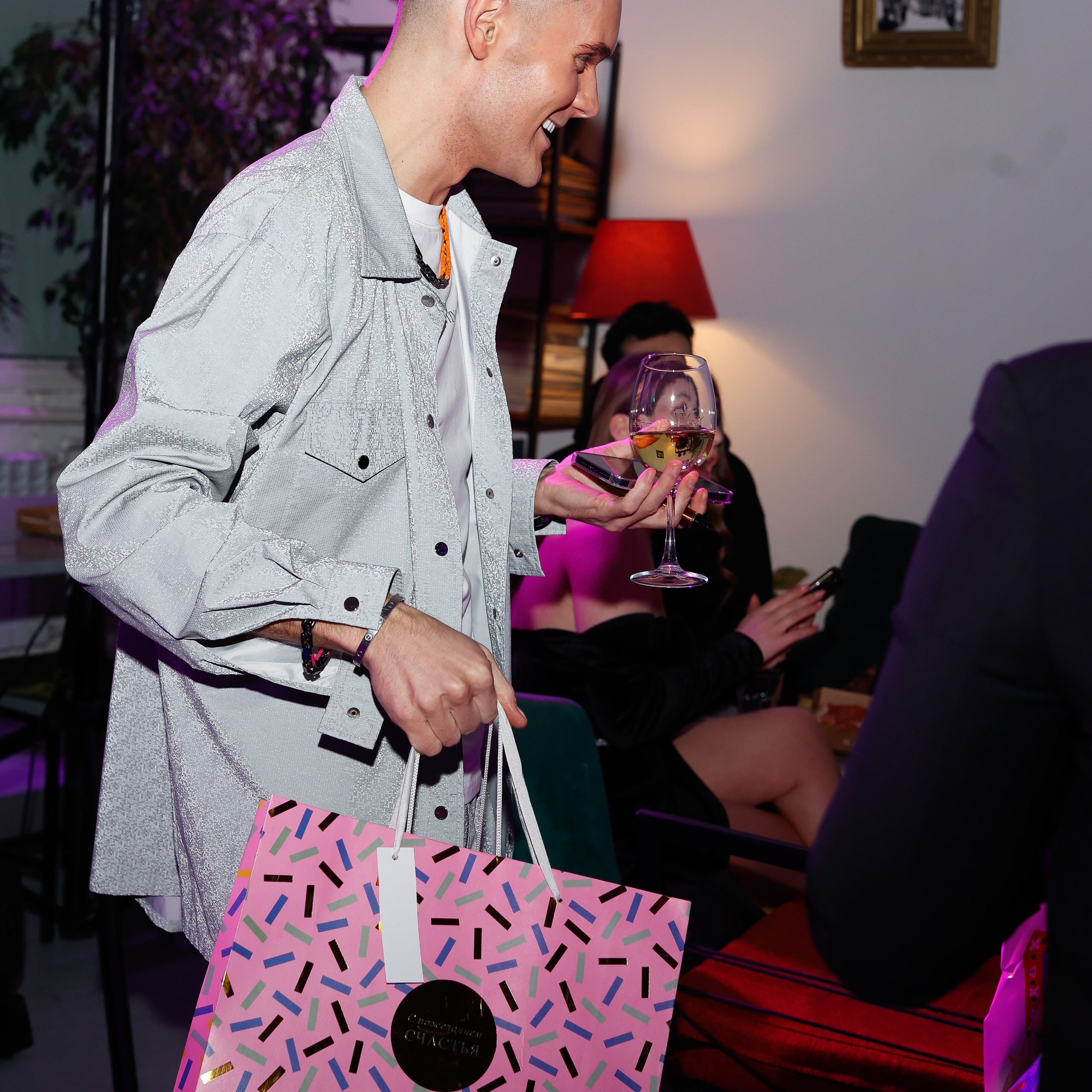 АРТЕМ БЕЛОВ. Nikolskayasecular