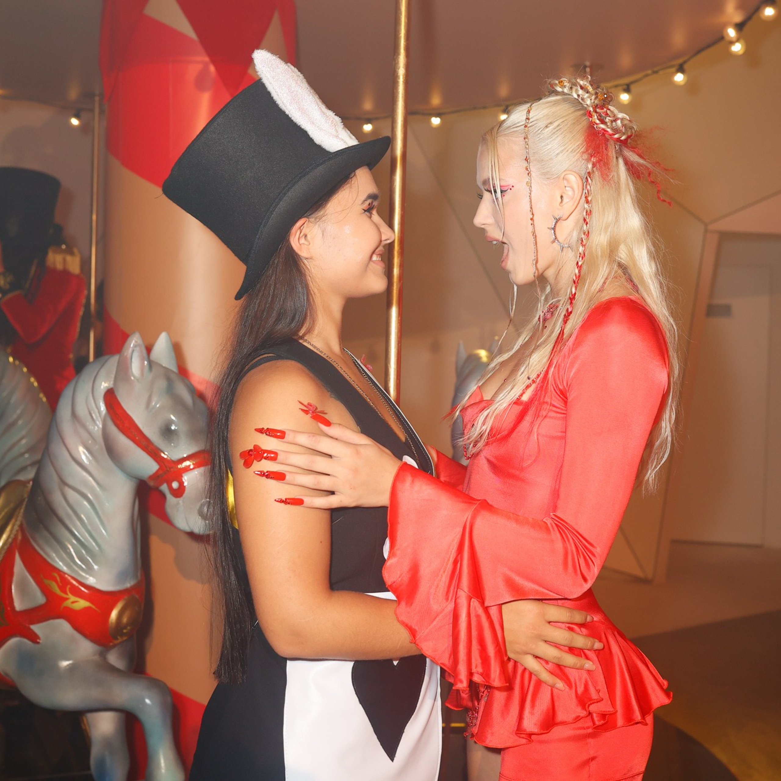 ЮЛЯ ГАВРИЛИНА. Nikolskayasecular