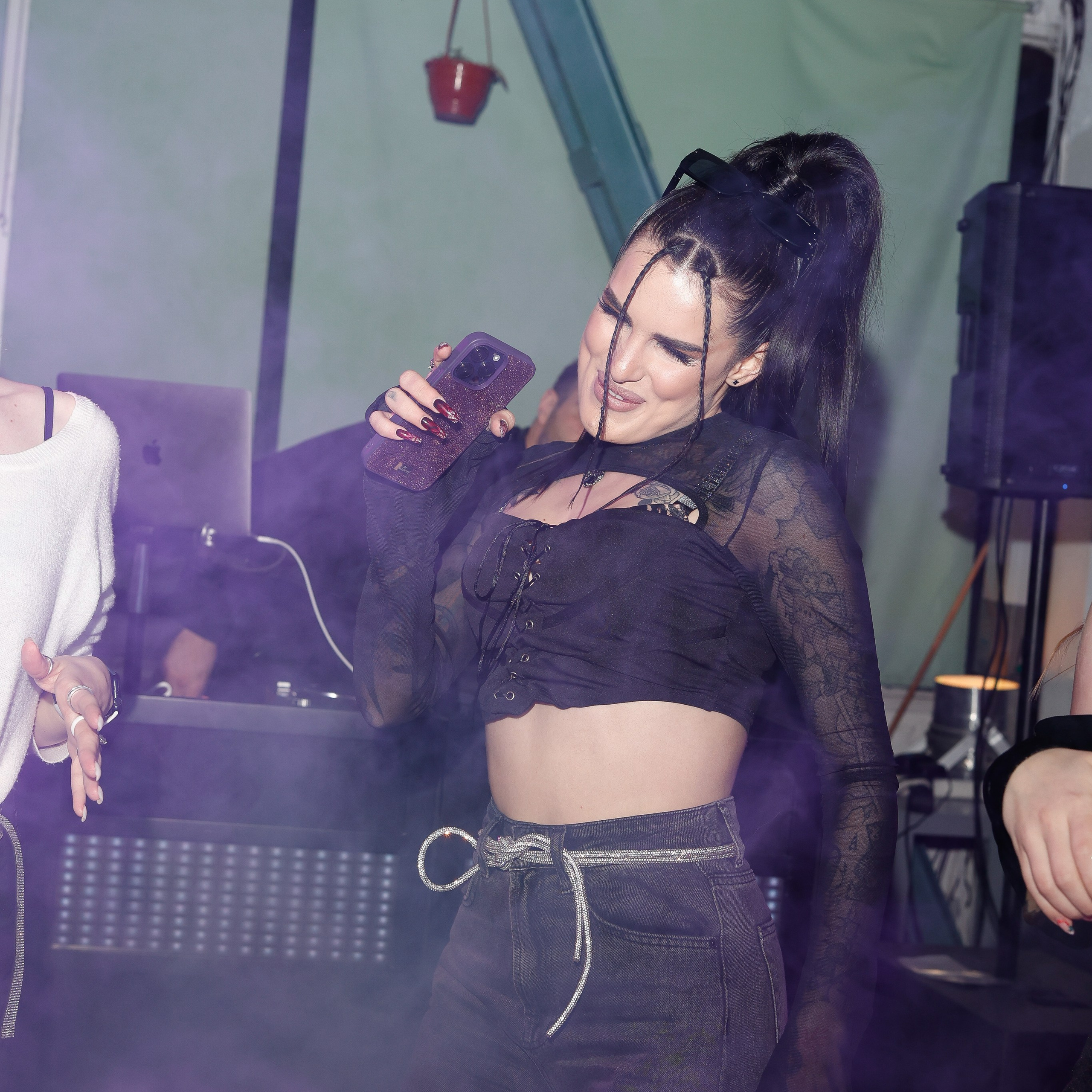 АРТЕМ БЕЛОВ. Nikolskayasecular