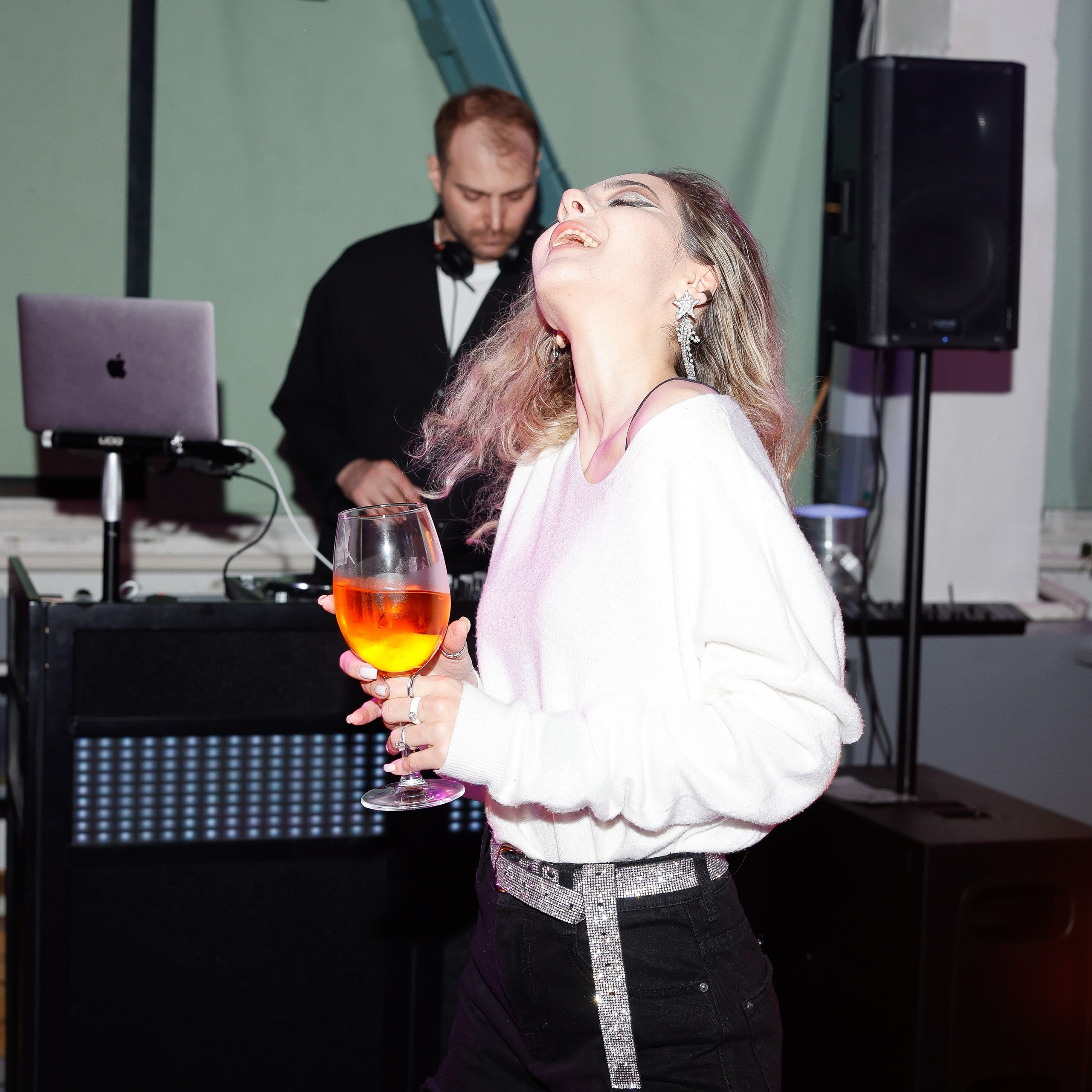 АРТЕМ БЕЛОВ. Nikolskayasecular