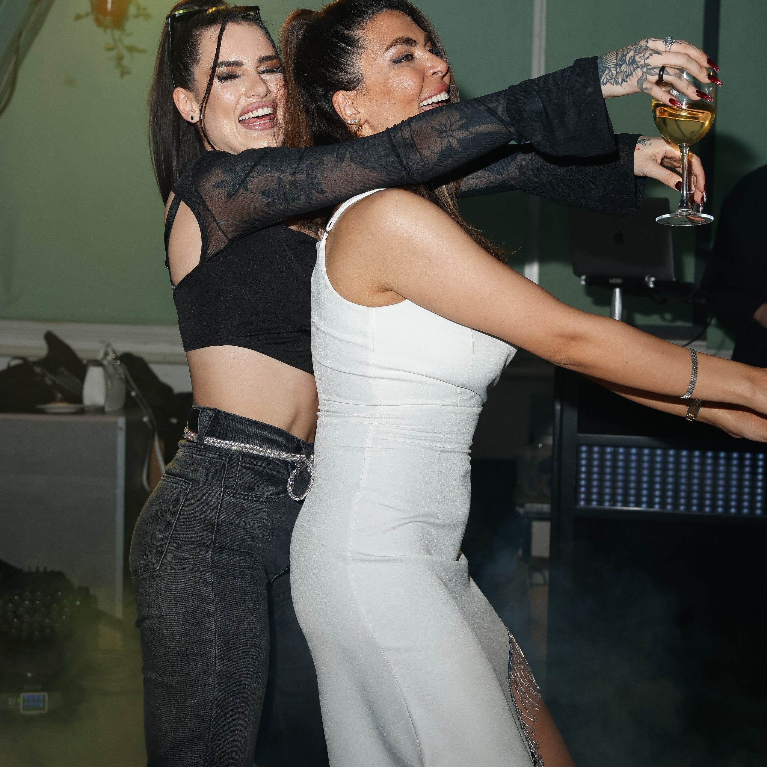 АРТЕМ БЕЛОВ. Nikolskayasecular