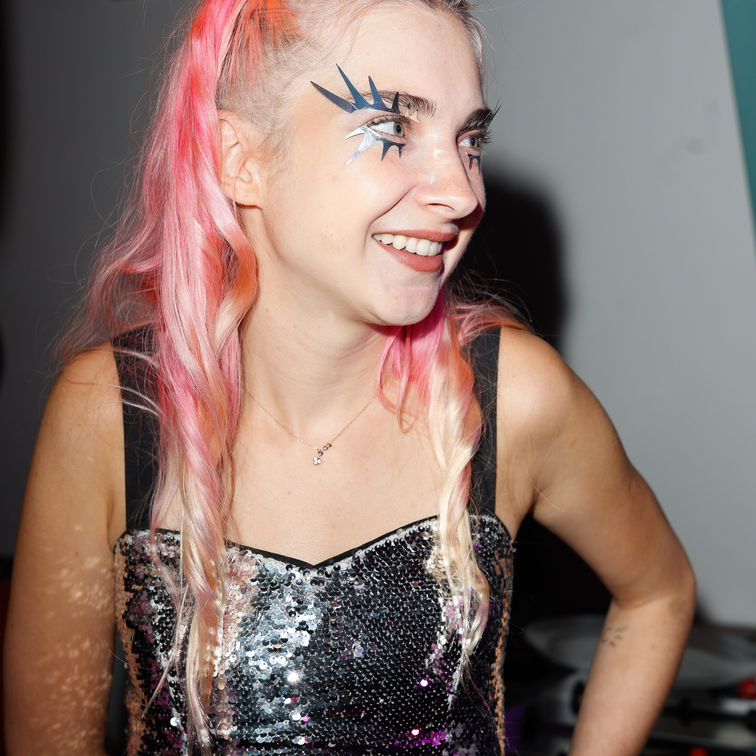 АРТЕМ БЕЛОВ. Nikolskayasecular