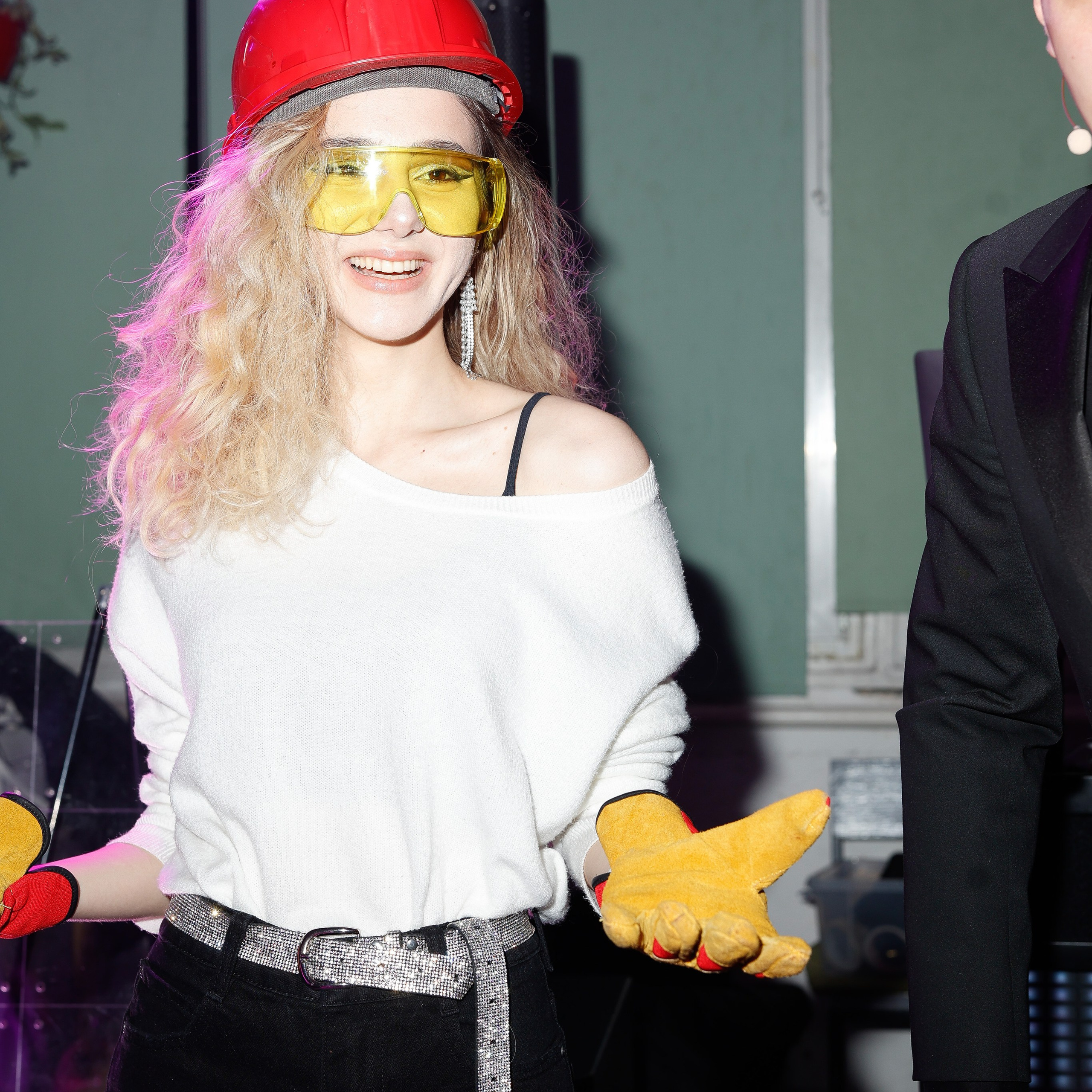 АРТЕМ БЕЛОВ. Nikolskayasecular