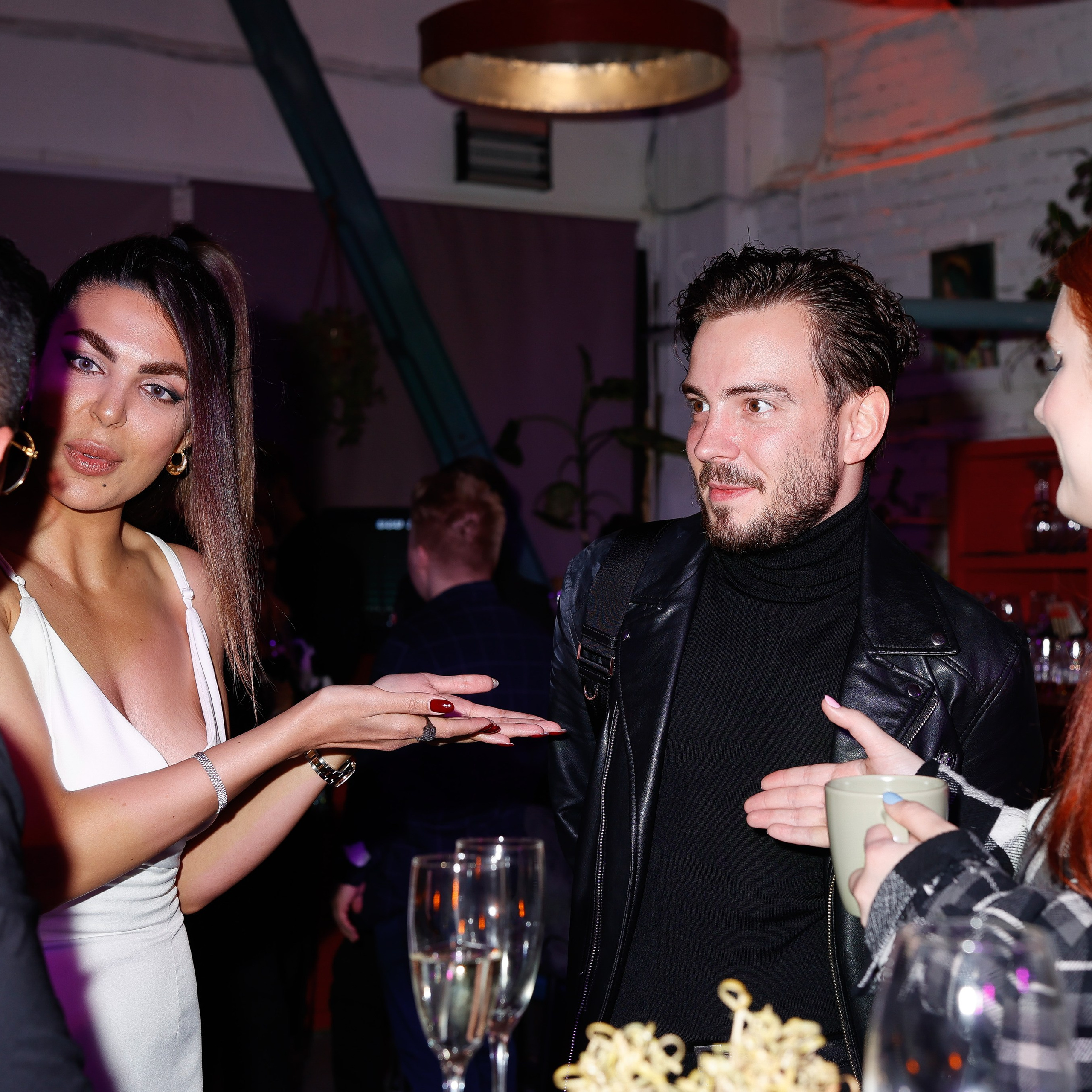 АРТЕМ БЕЛОВ. Nikolskayasecular