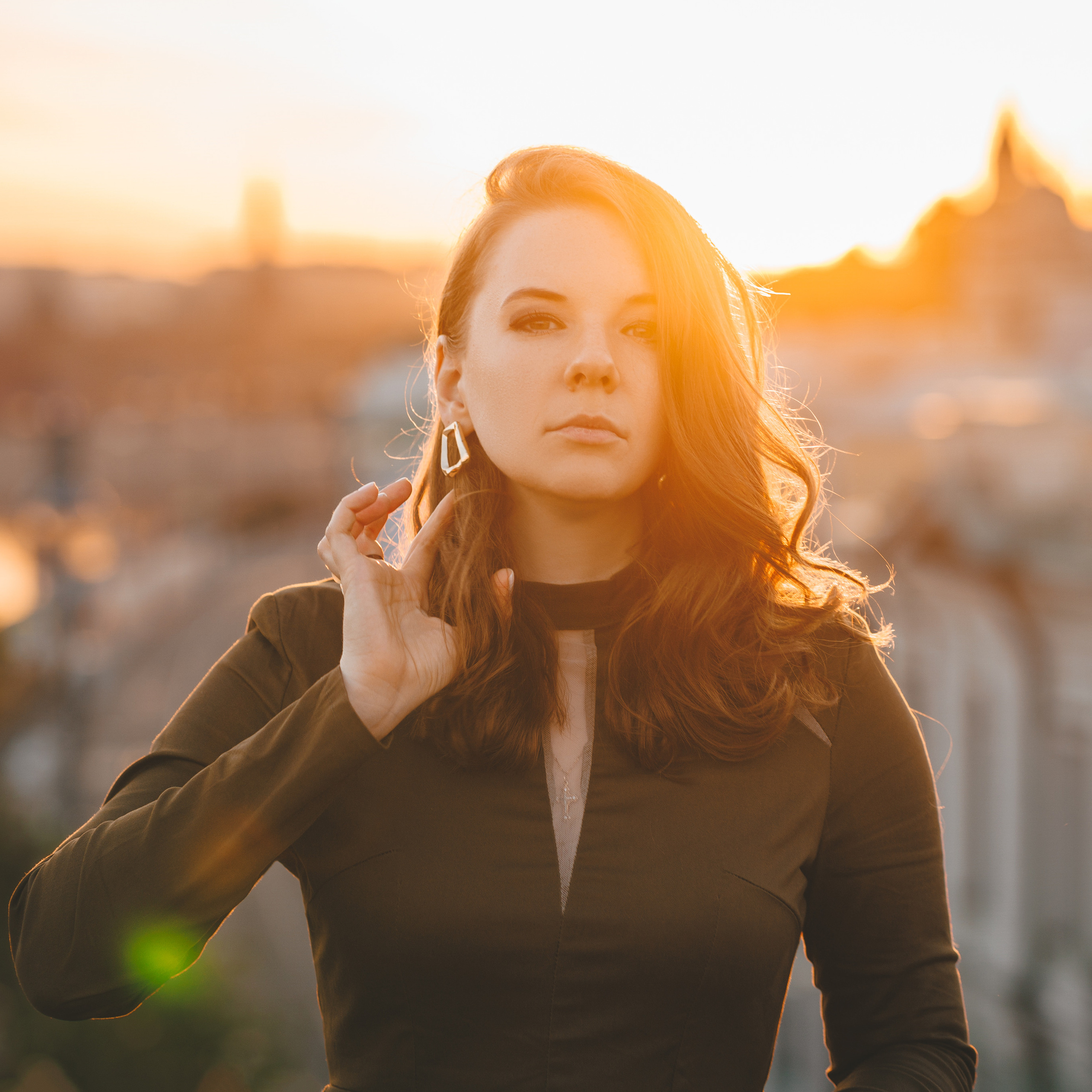 Ксения, утро на мосту