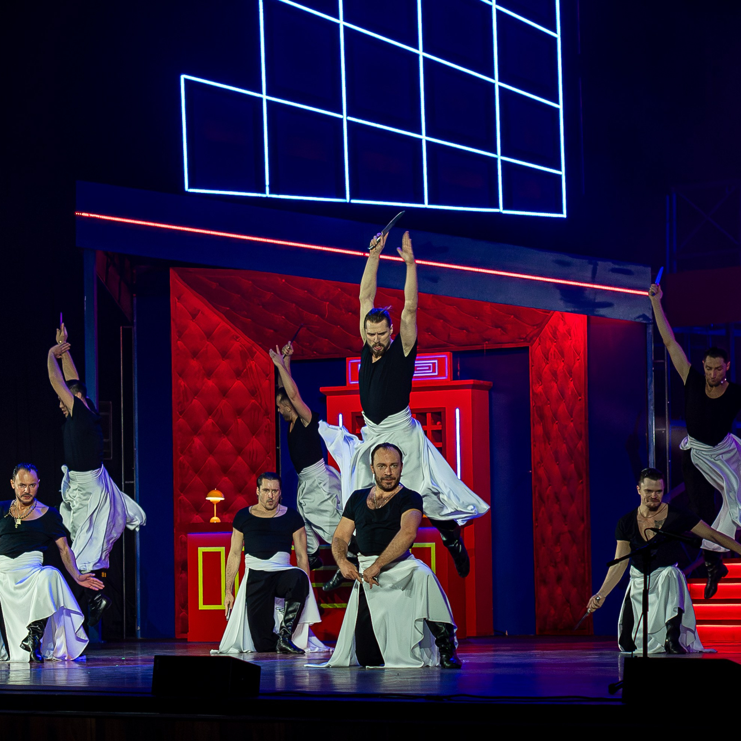 Танцевальное Шоу Гранд