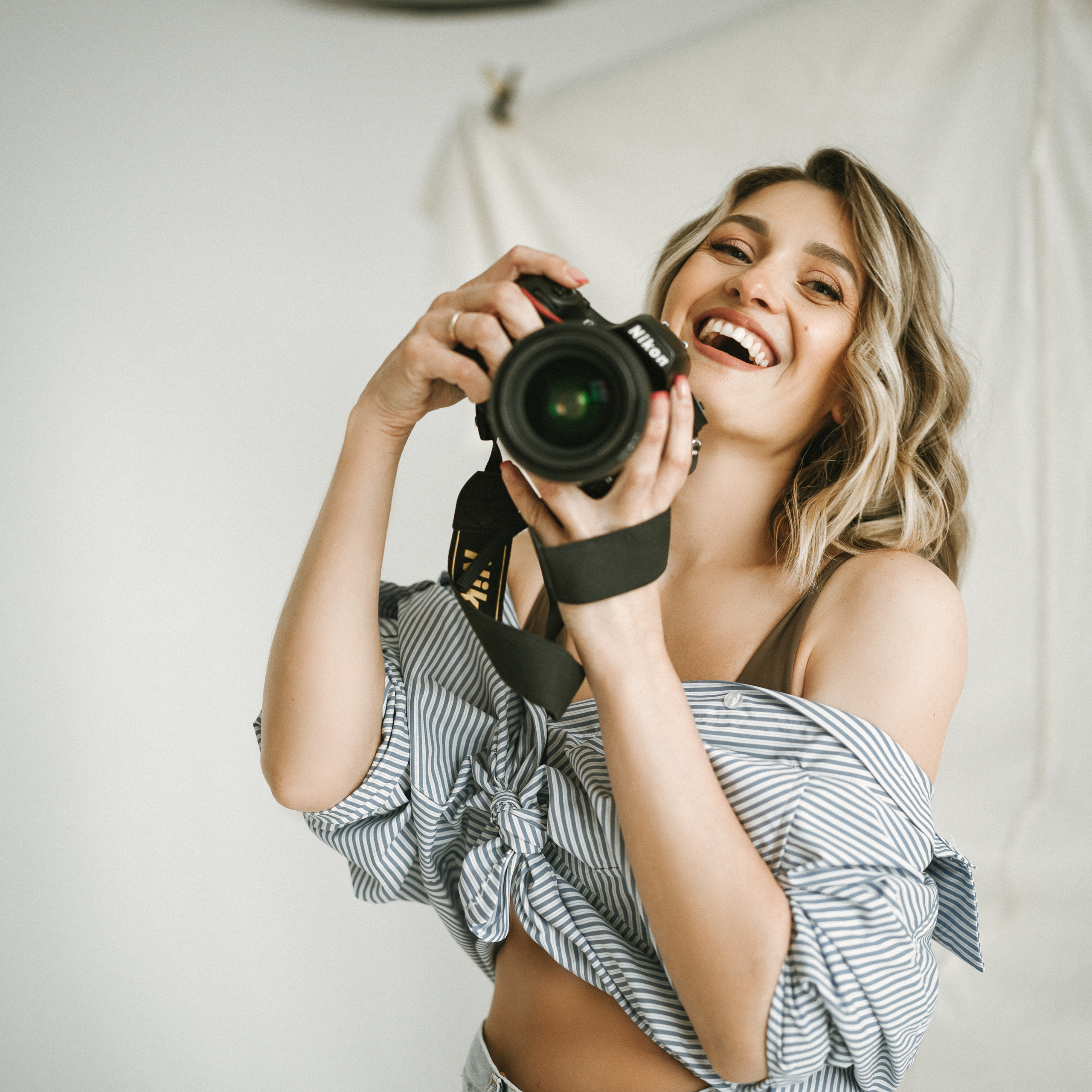 Свадебный и семейный Фотограф на Камчатке (love story, портрет, контент, беременность) Елена Великовская