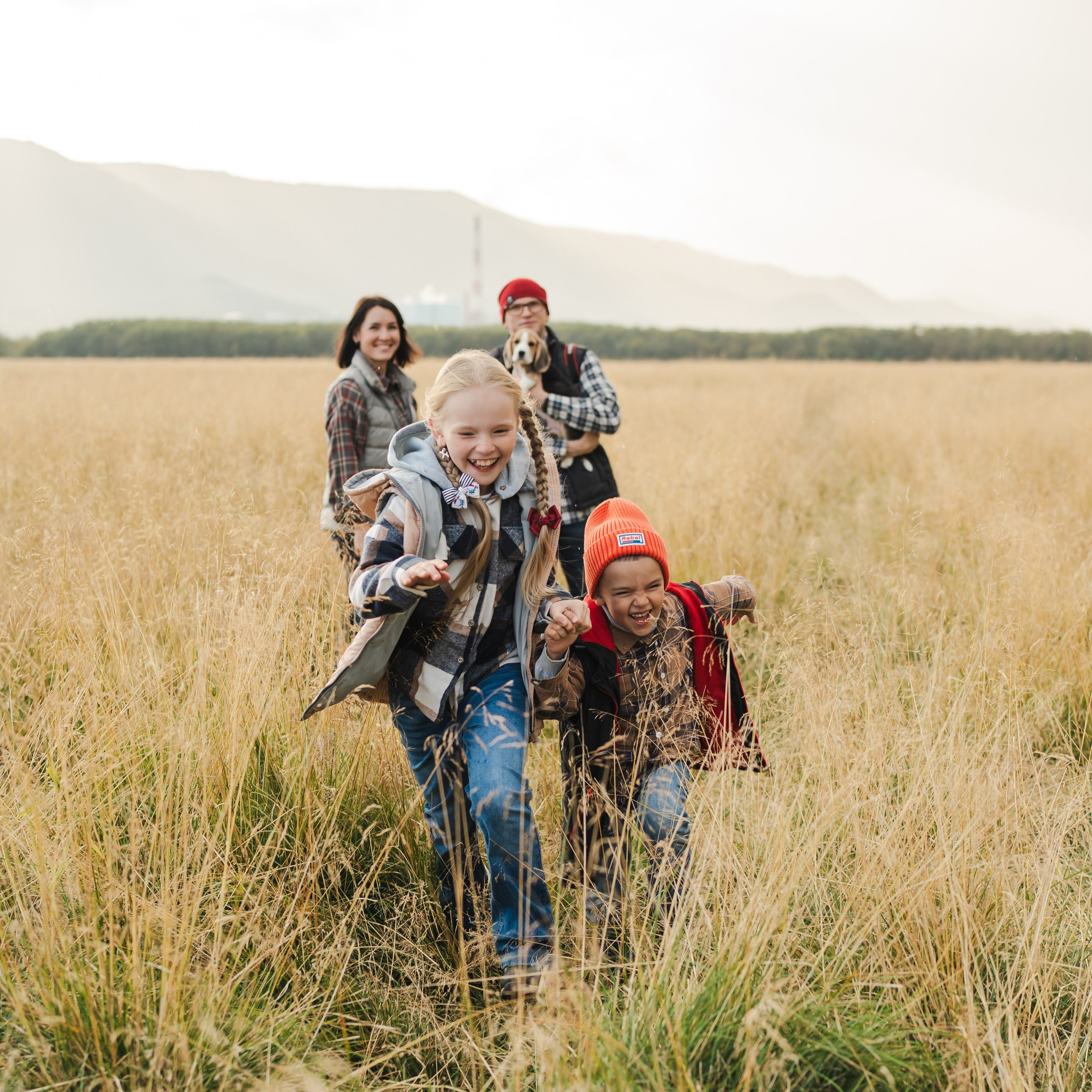 Свадебный и семейный Фотограф на Камчатке (love story, портрет, контент, беременность) Елена Великовская