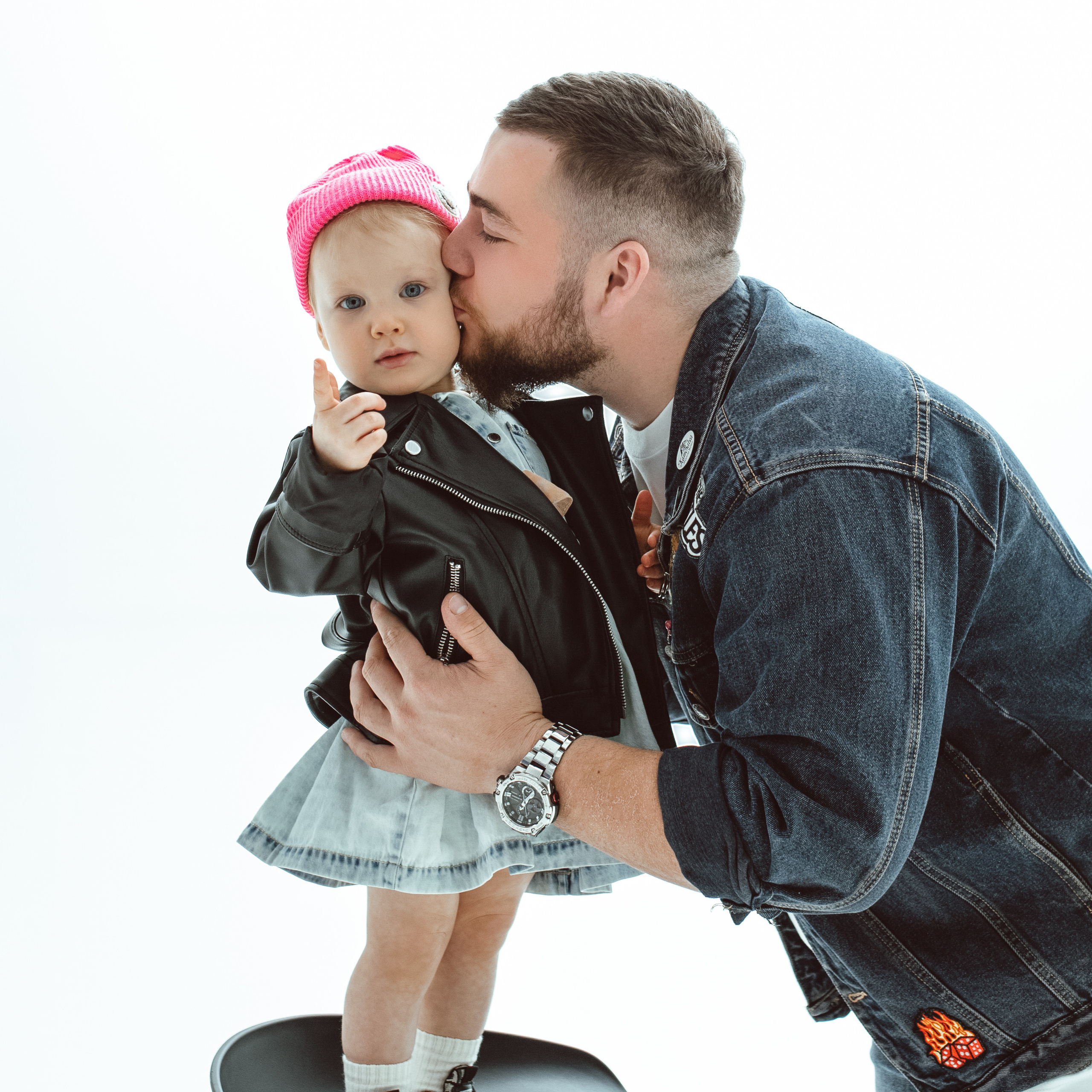 Свадебный и семейный Фотограф на Камчатке (love story, портрет, контент, беременность) Елена Великовская