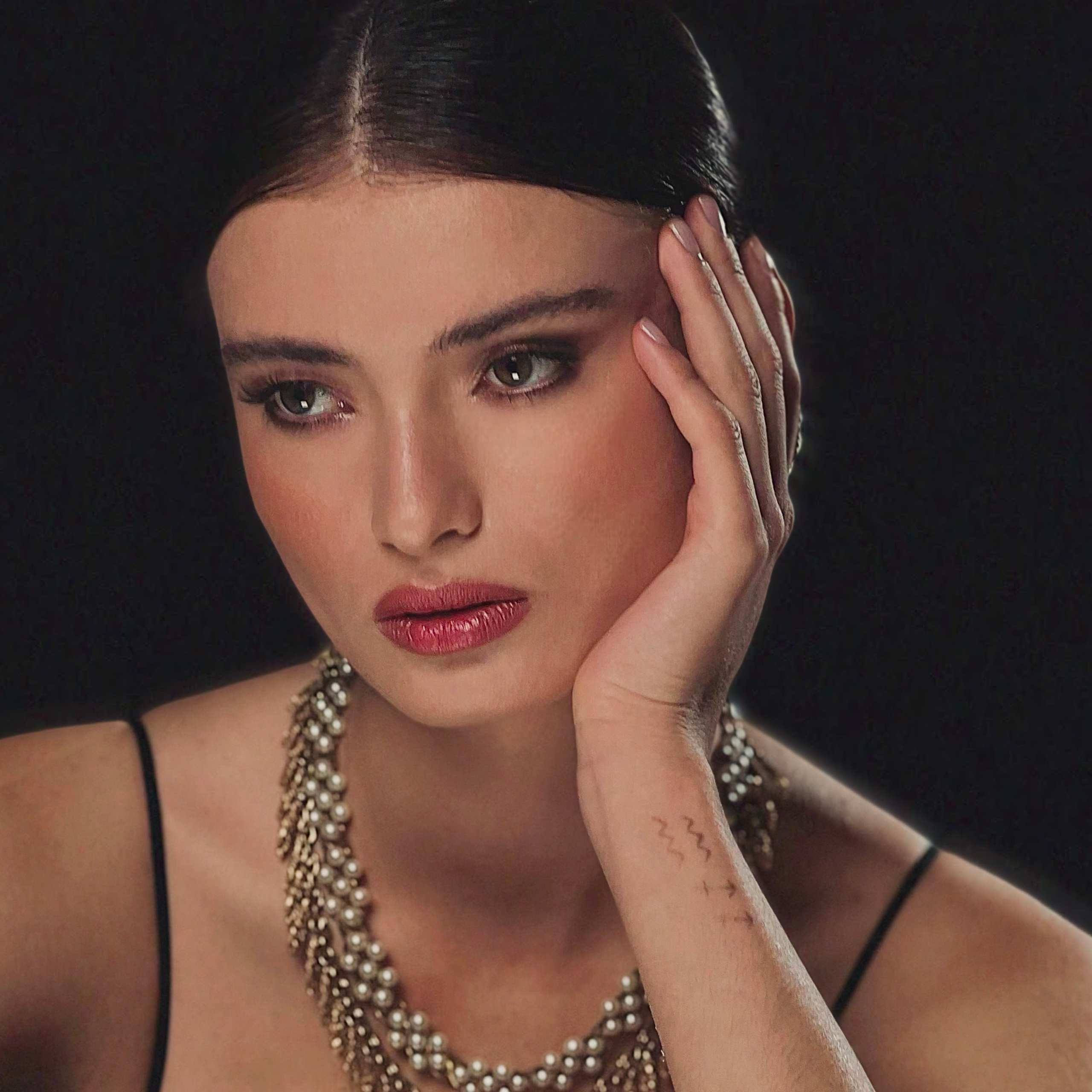 Марина. Видеомейкер и фотограф Кэтрин.Филм