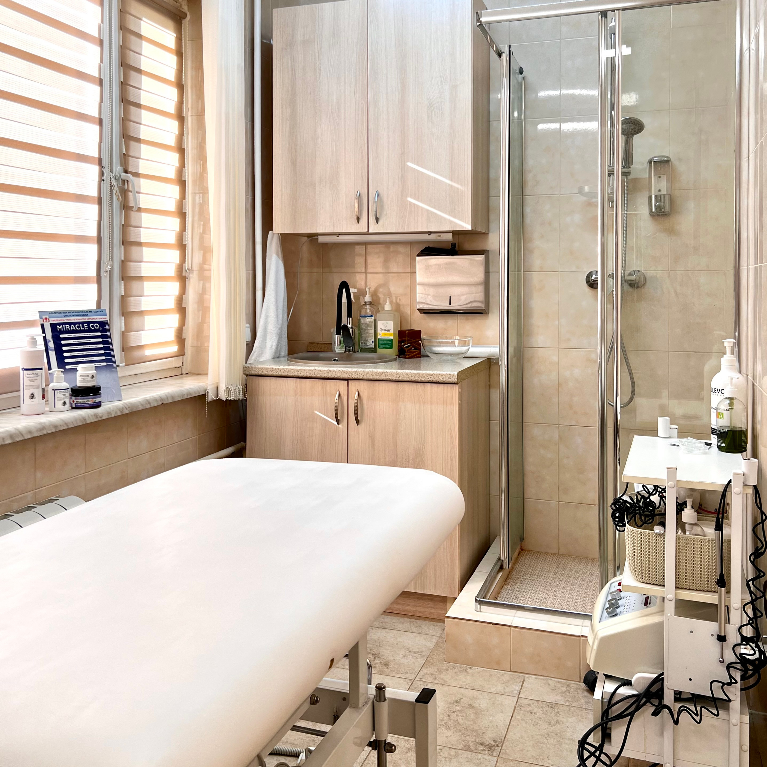 Для салона красоты. Видеомейкер и фотограф Кэтрин.Филм