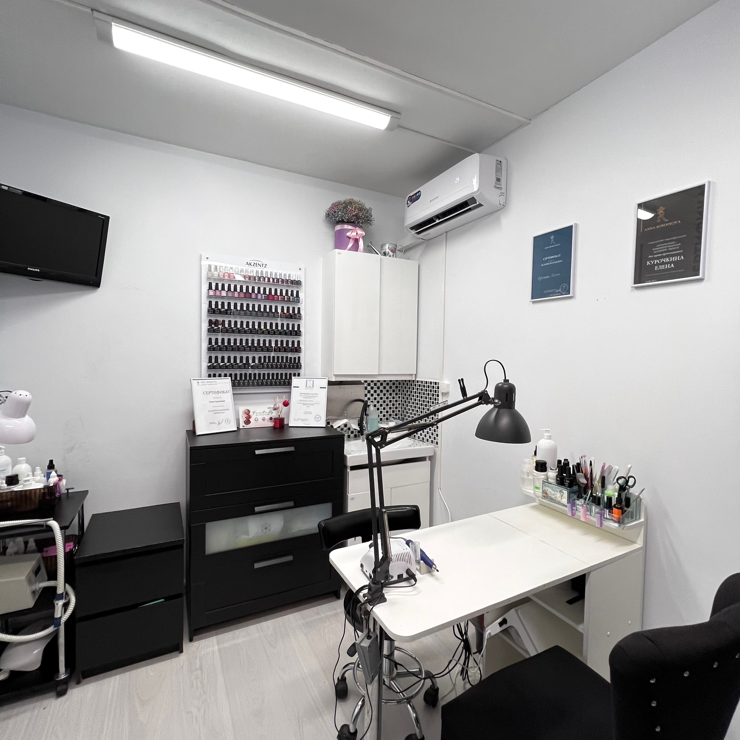 Для салона красоты. Видеомейкер и фотограф Кэтрин.Филм