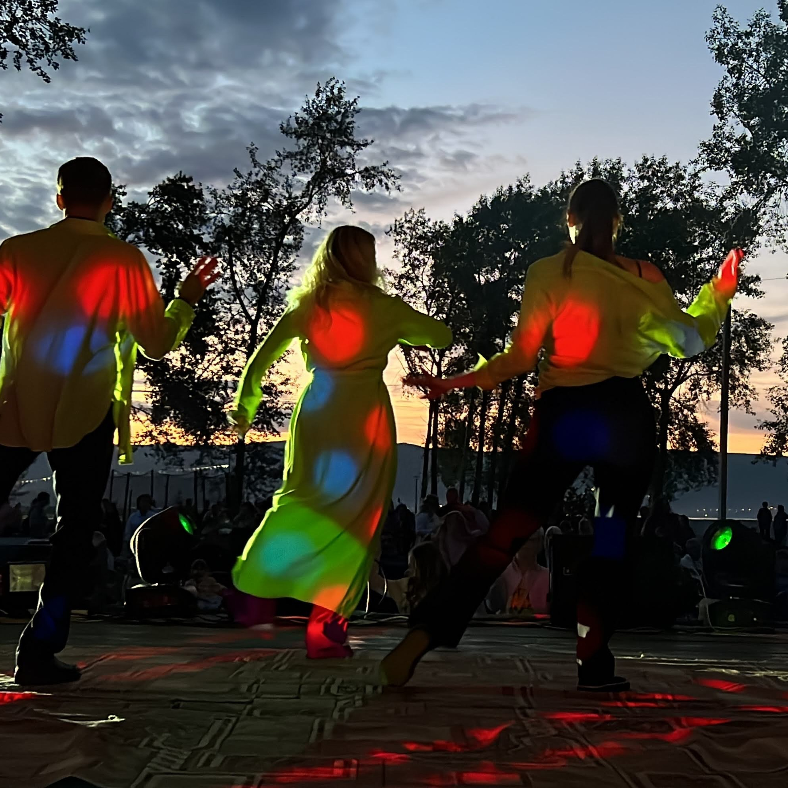 Бэк с поездки на Байкал. Видеомейкер и фотограф Кэтрин.Филм
