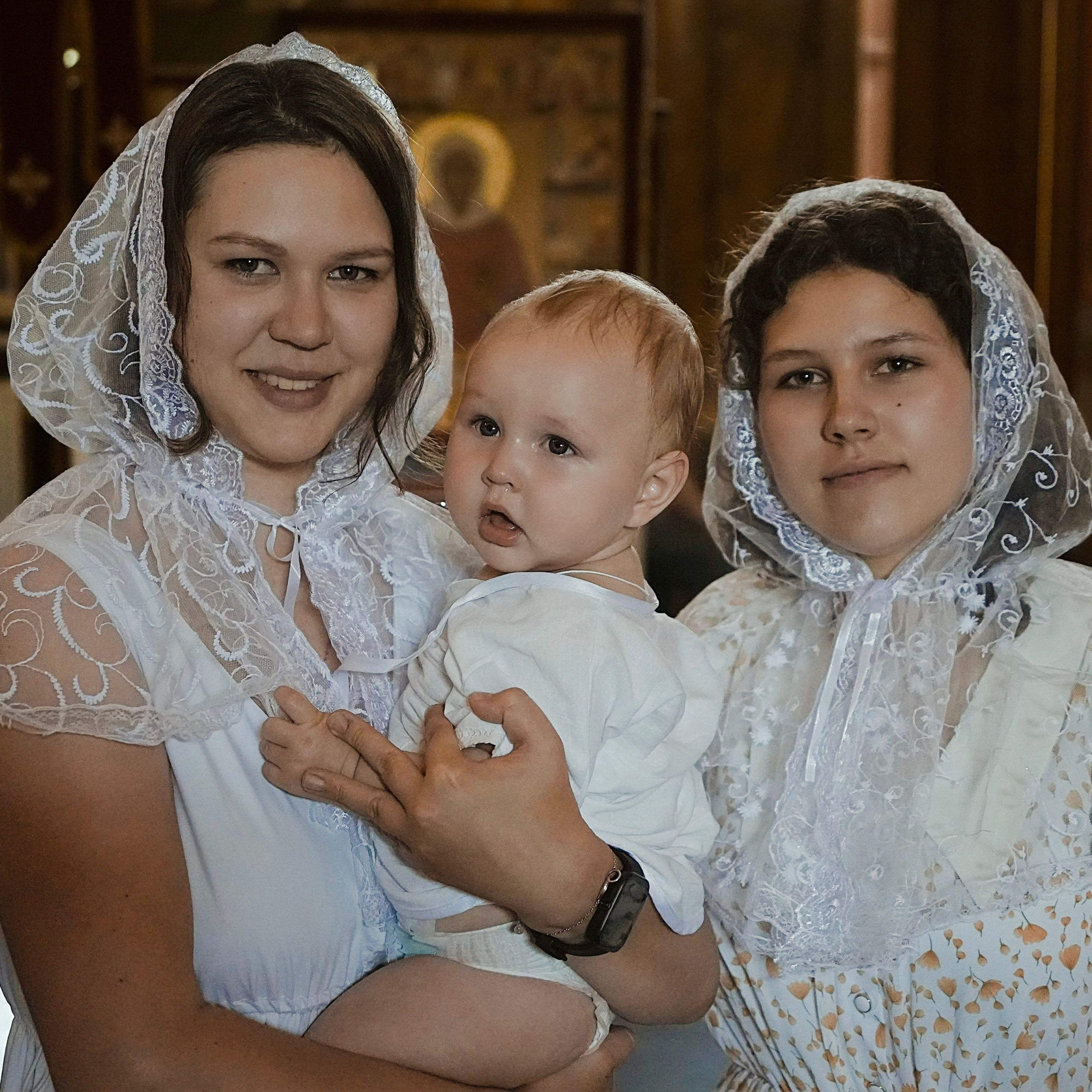 Крестины ребенка. Видеомейкер и фотограф Кэтрин.Филм