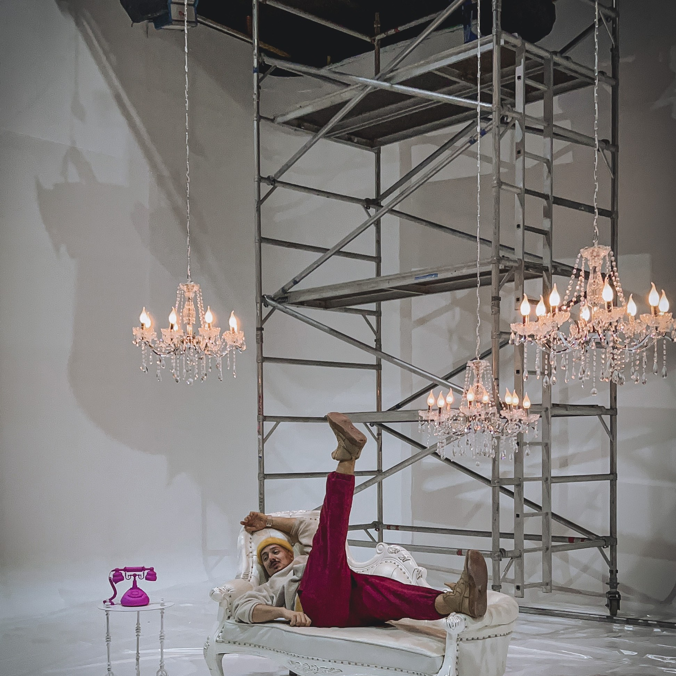 Бэкстейдж со съемок клипа Хатико. Видеомейкер и фотограф Кэтрин.Филм