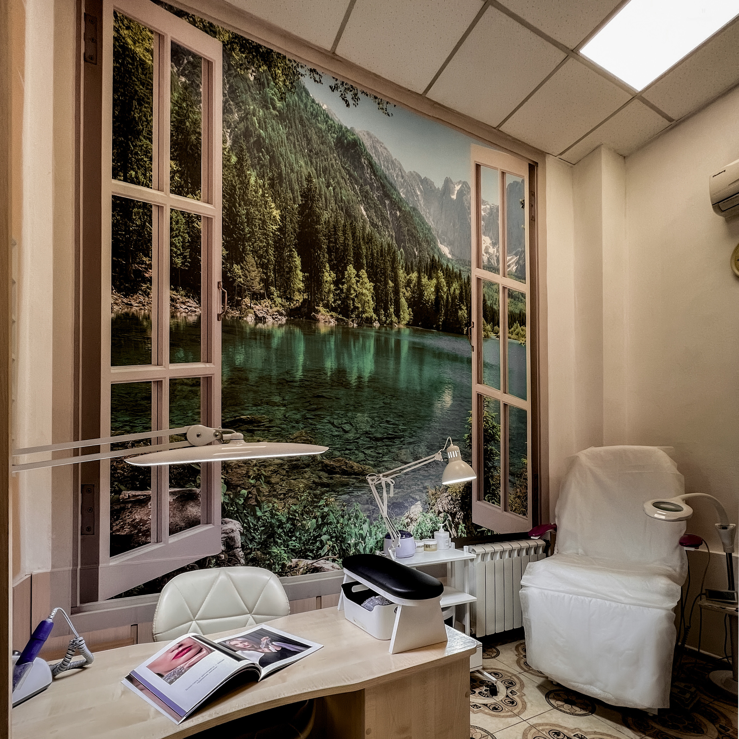 Для салона красоты. Видеомейкер и фотограф Кэтрин.Филм