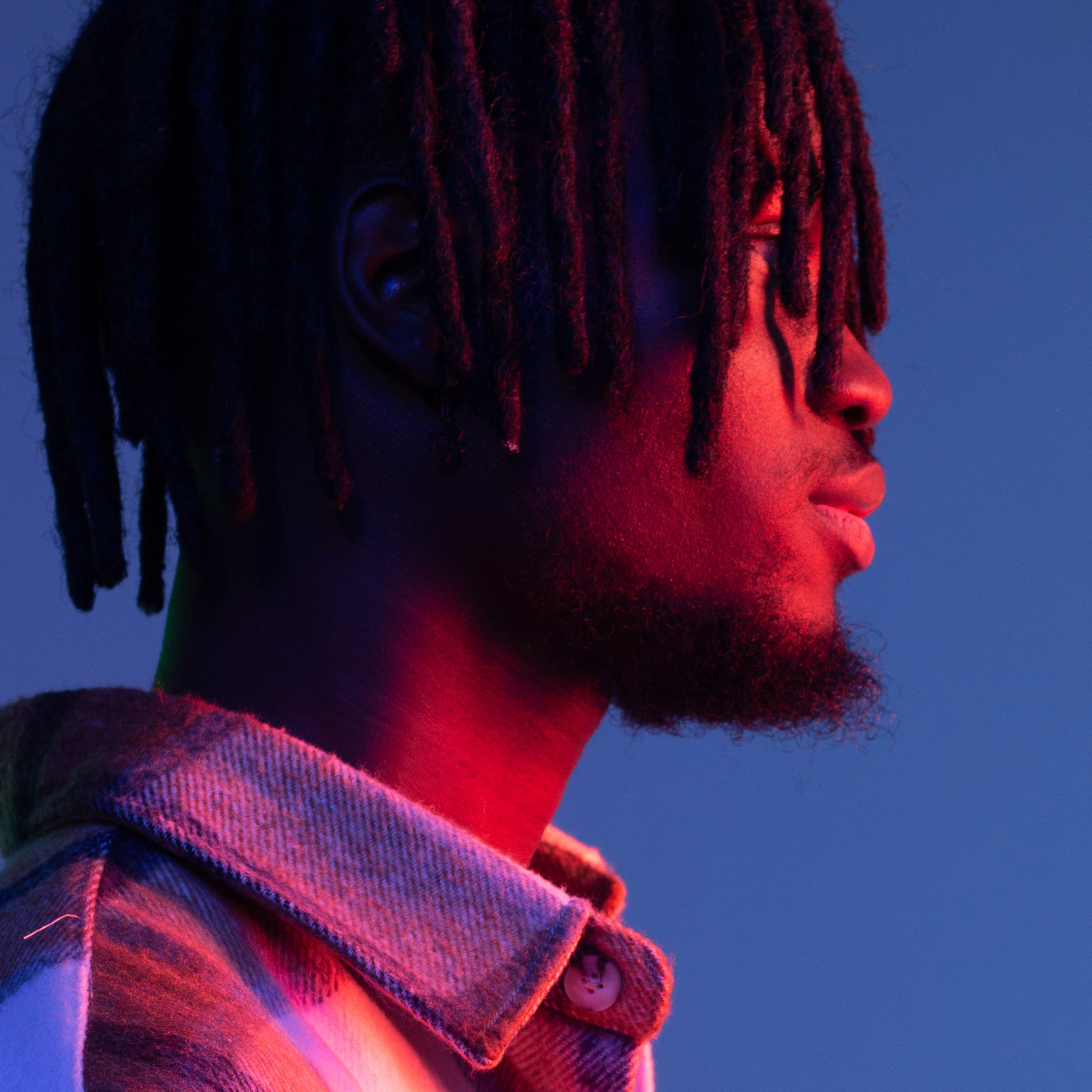 Мужской портрет с цветными фильтрами