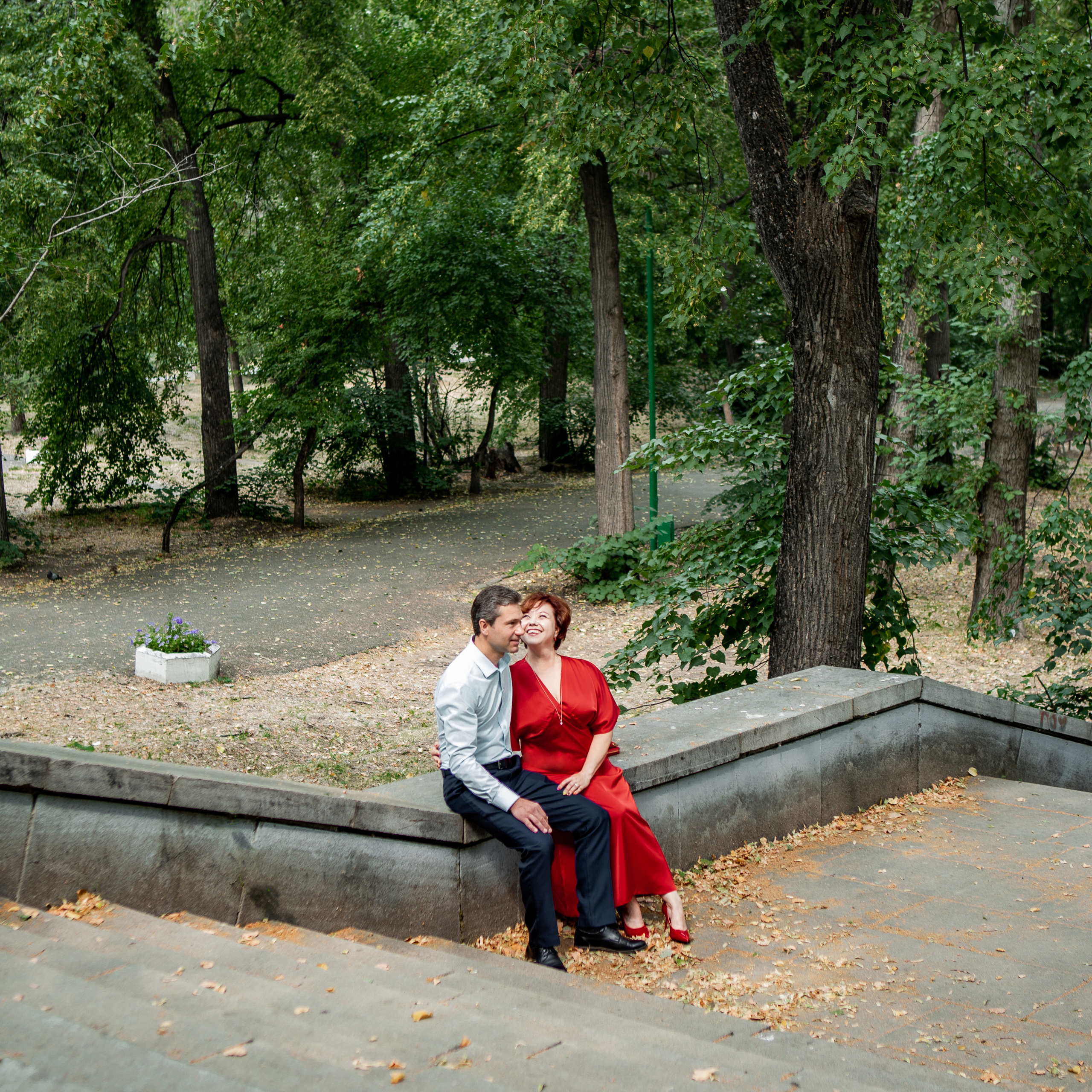 Влюбленные в парке