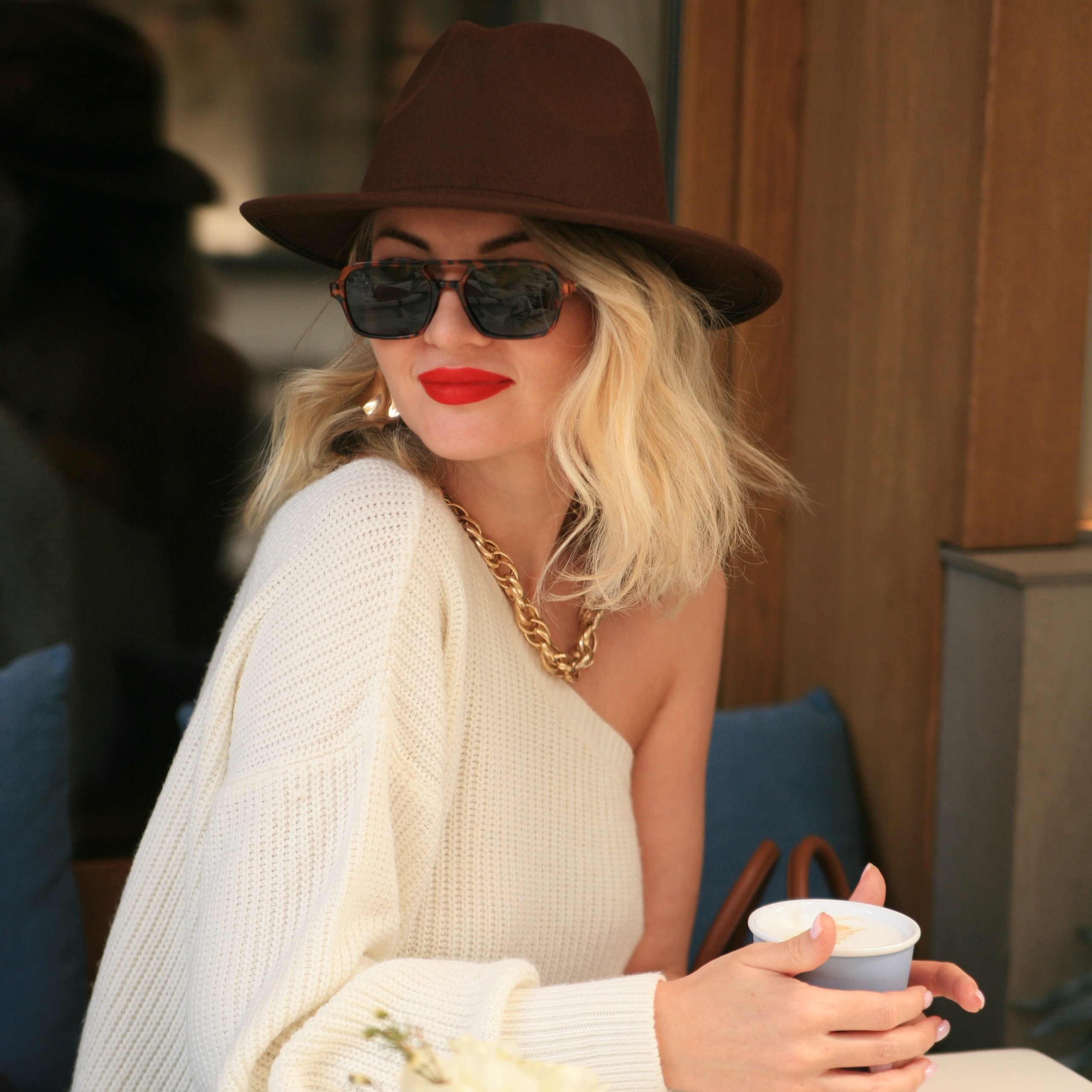 В кафе на Патриках | Дарья