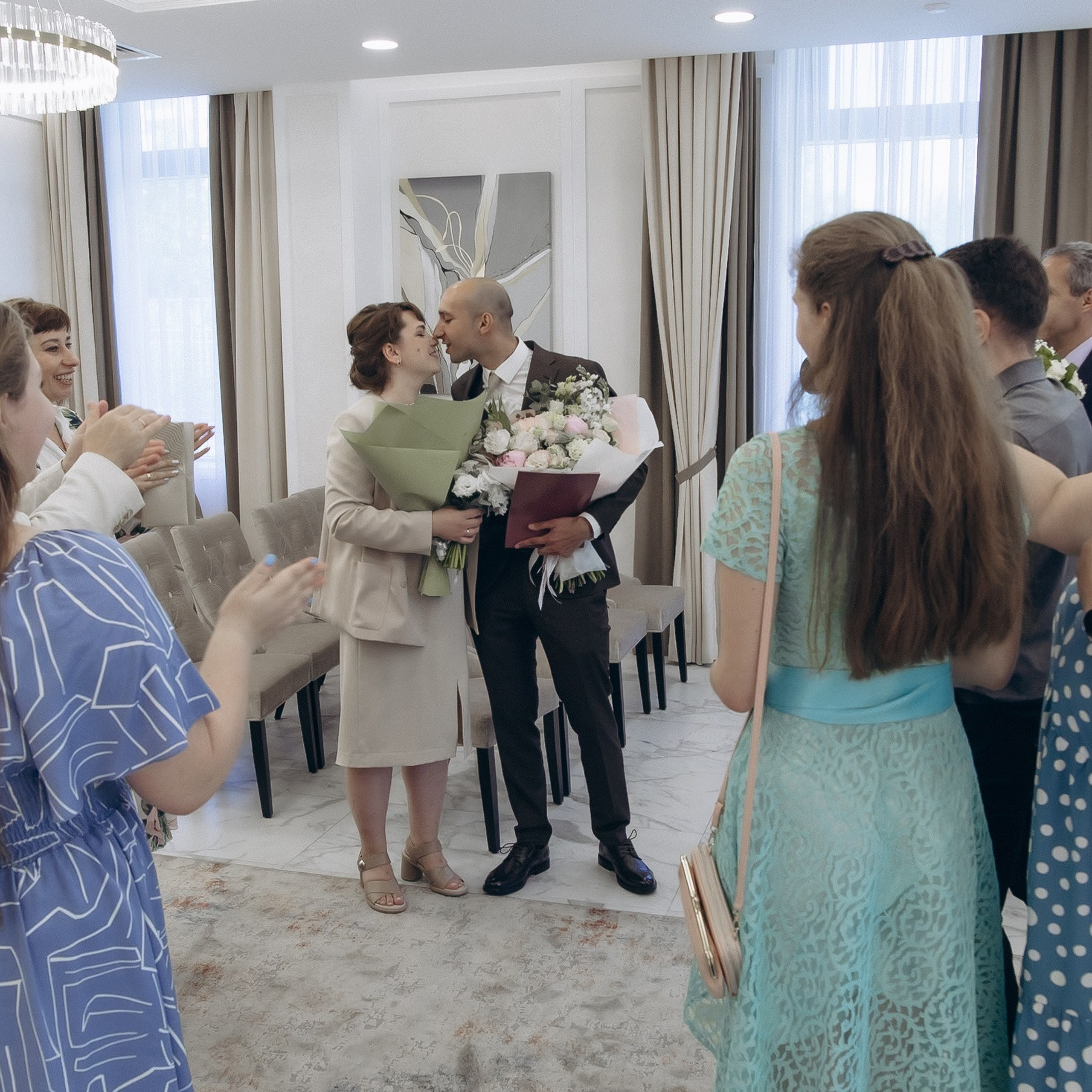 Свадебная фотосессия в ЗАГСЕ. Фотограф Дарья Пудовкина Москва, Московская область