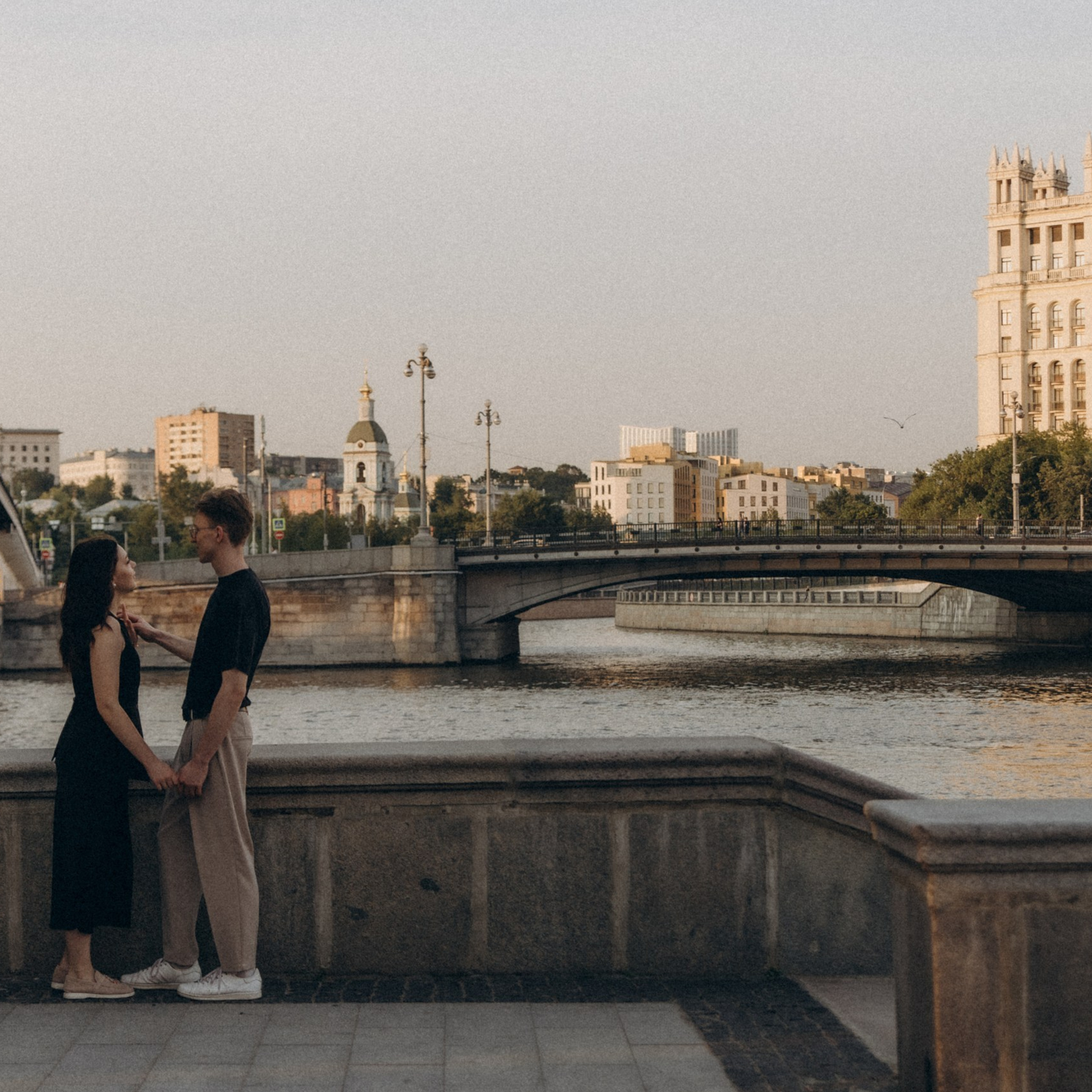 Свидание под мостом. Фотограф Дарья Пудовкина Москва, Московская область