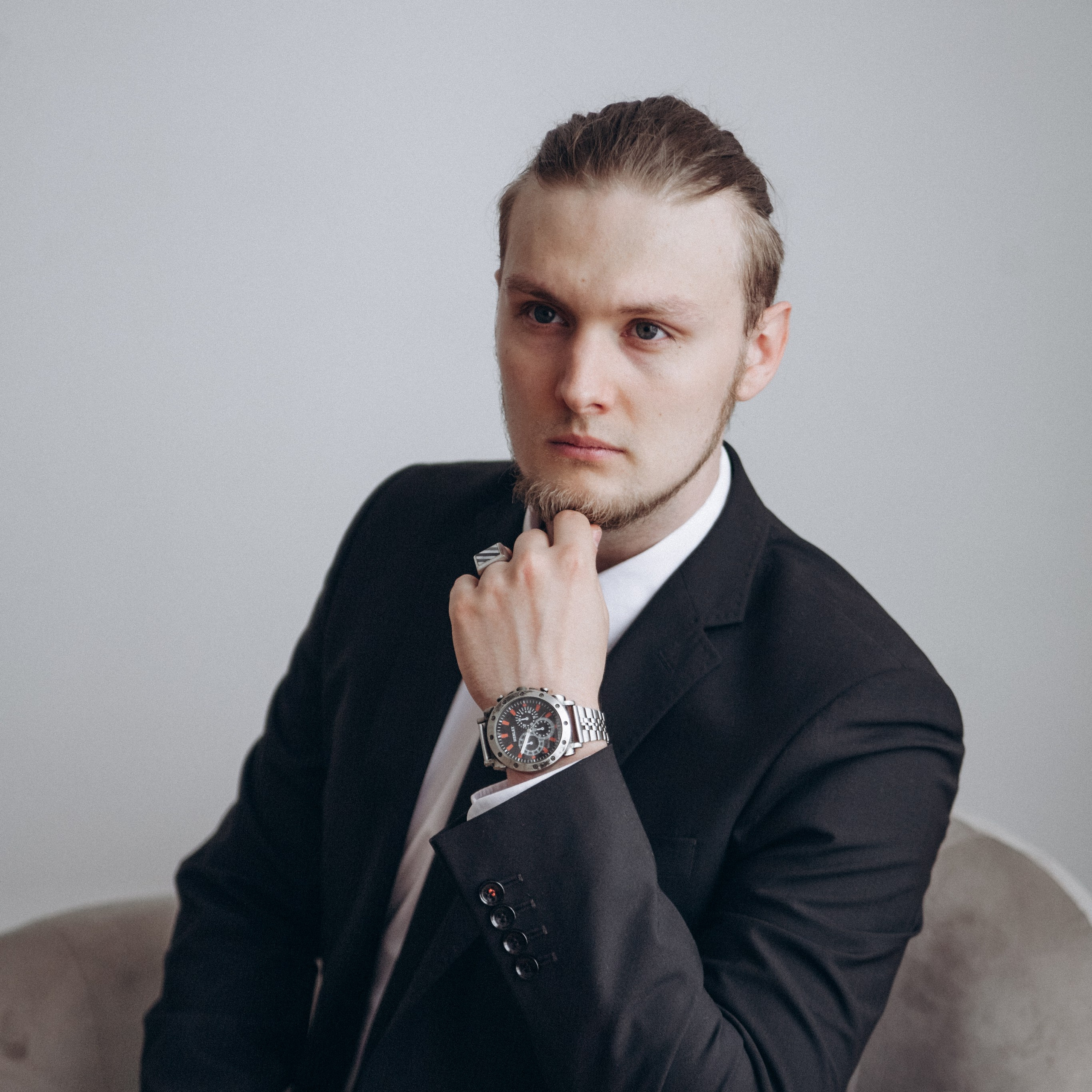 Студийная съемка жениха и невесты. Фотограф Дарья Пудовкина Москва, Московская область