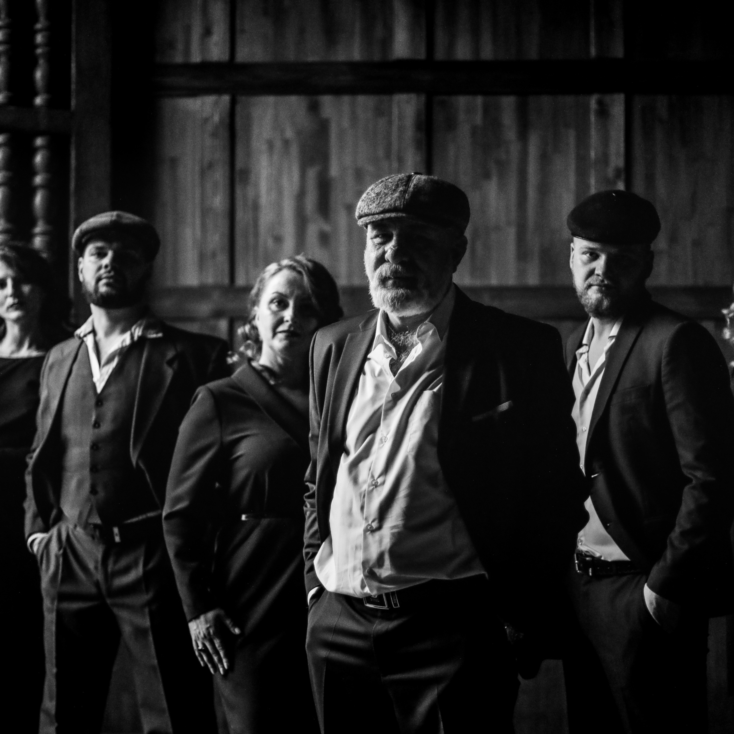 Аня, Андрей, Олег, Наташа, Тимофей, Настя, Вера и Степан