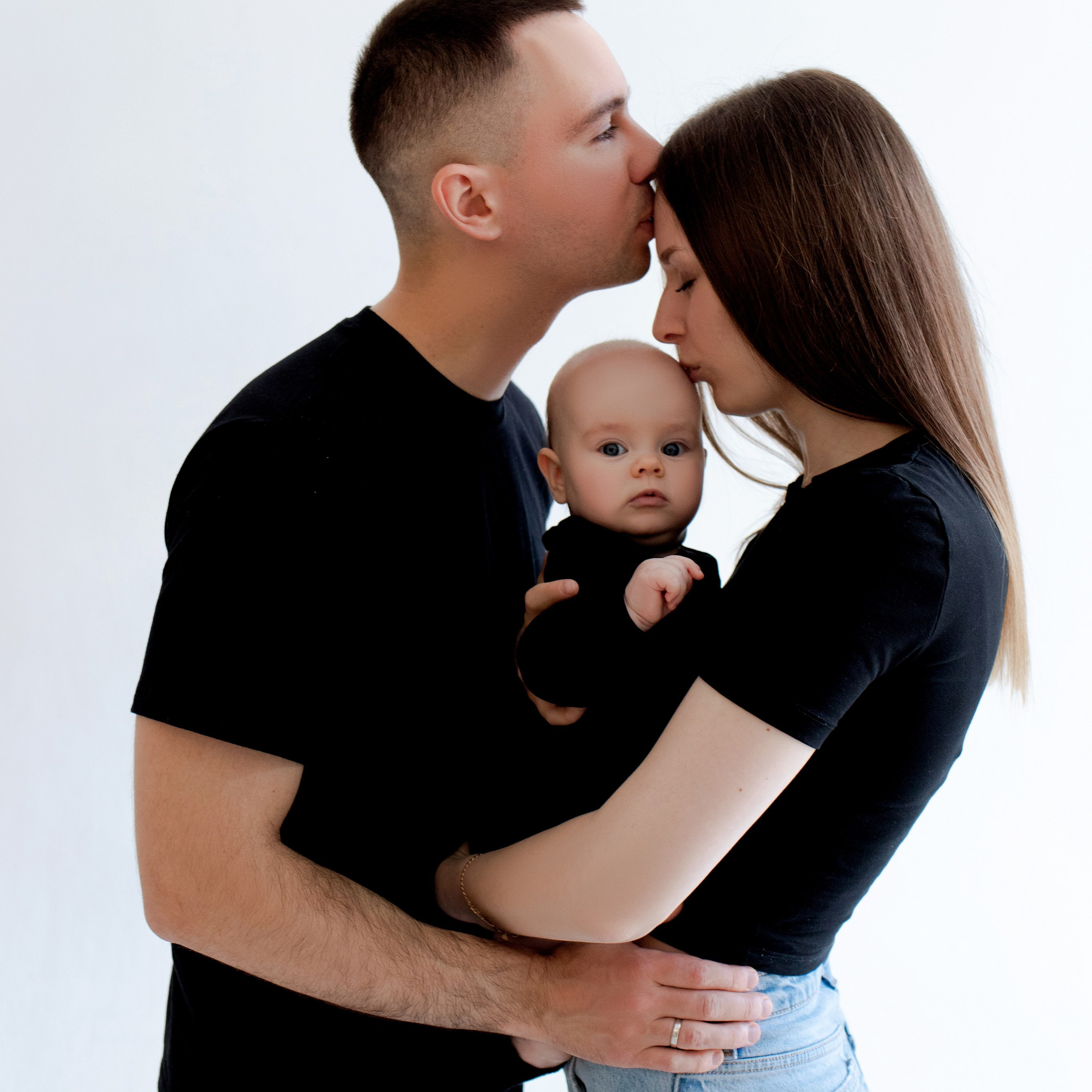 Елена, Денис и София