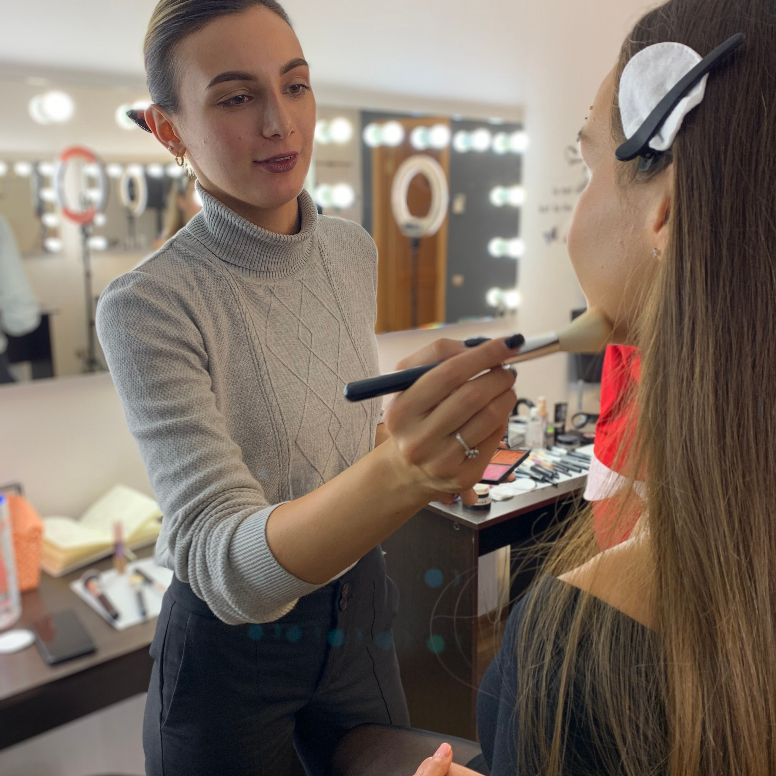 Сам себе визажист. Dariana Fox — визажист, фотограф, преподаватель