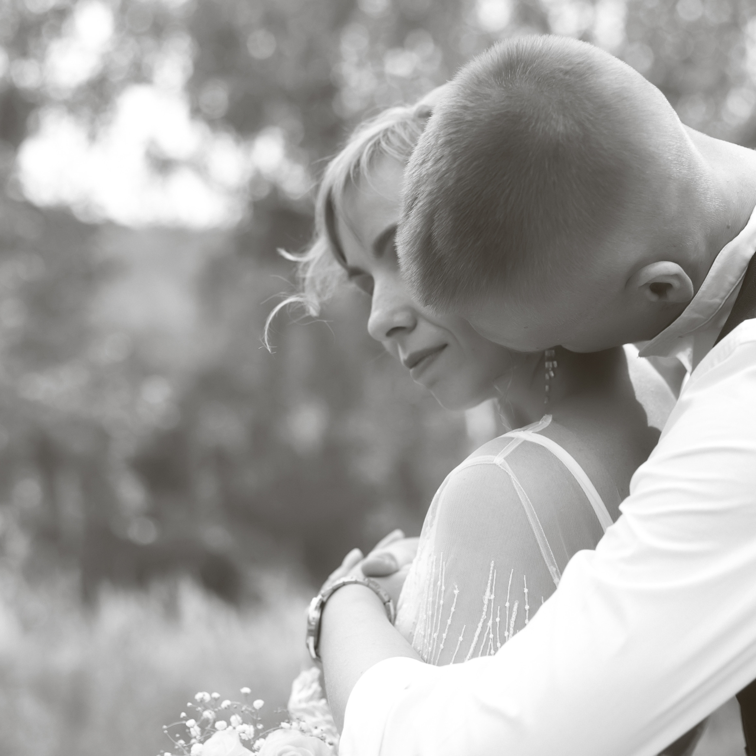 Отзывы о фотографе Алевтине Семенютиной. Выпускные фотоальбомы и папки для школ и садиков в Челябинске