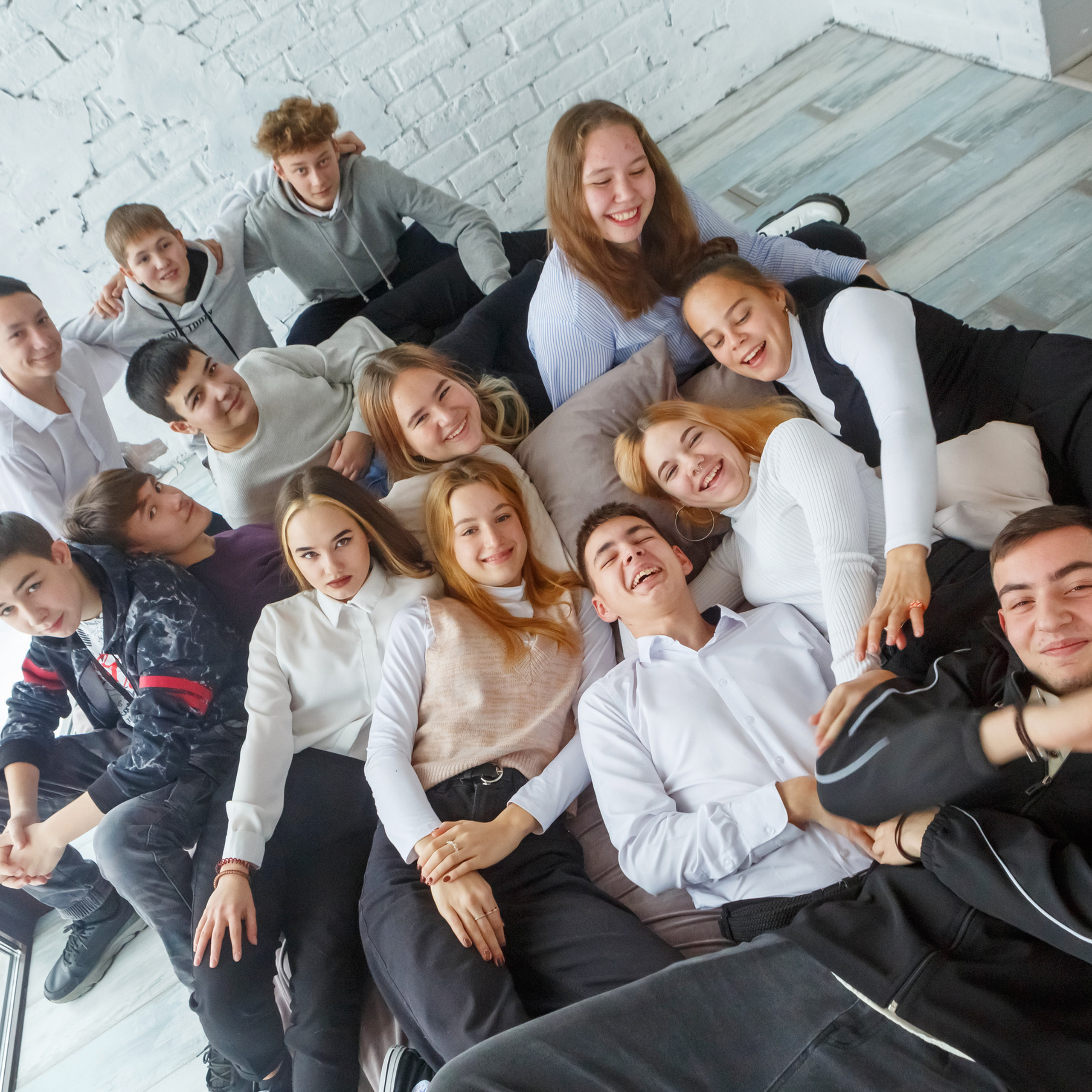 Отзывы о фотографе Алевтине Семенютиной. Выпускные фотоальбомы и папки для школ и садиков в Челябинске