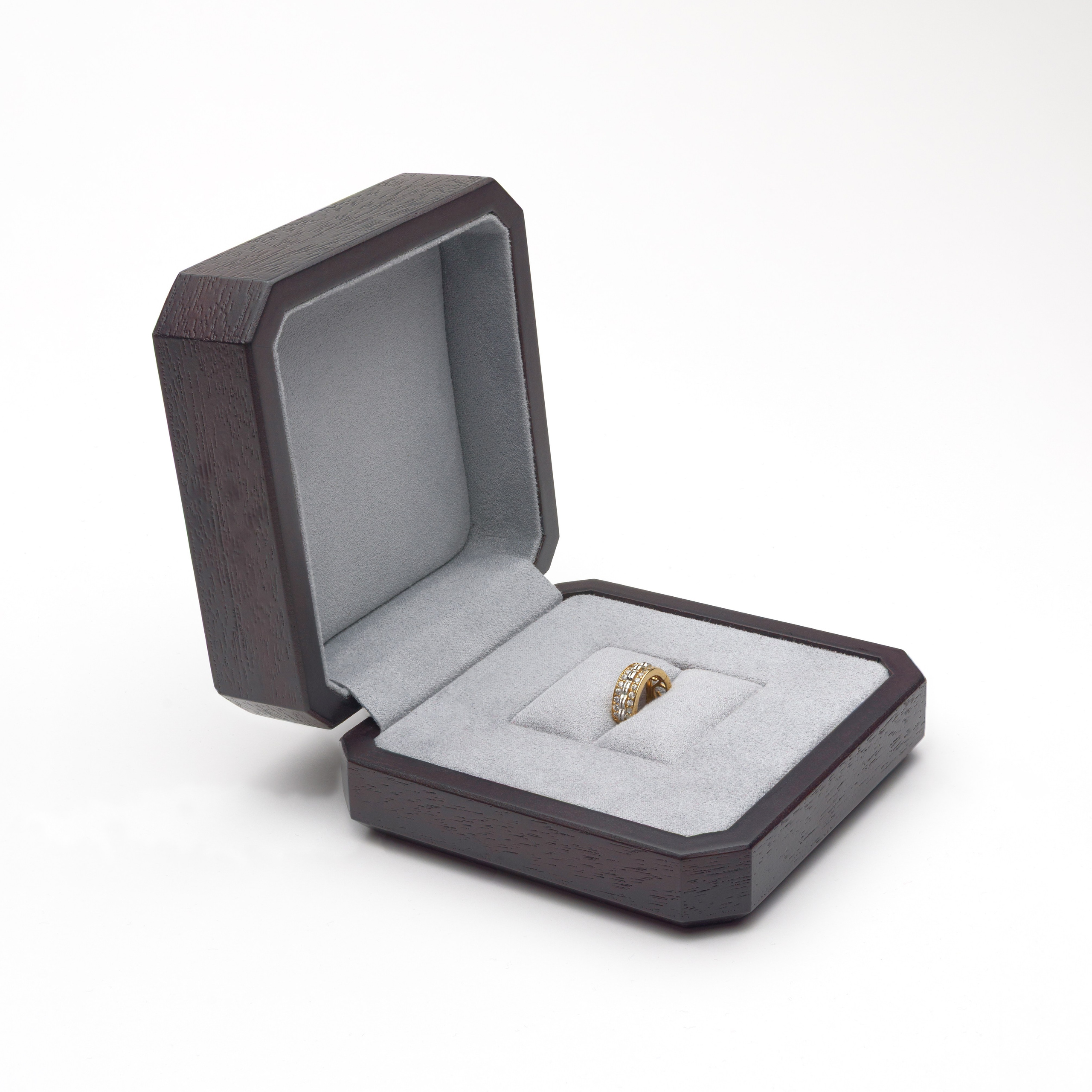 Шкатулка под кольцо