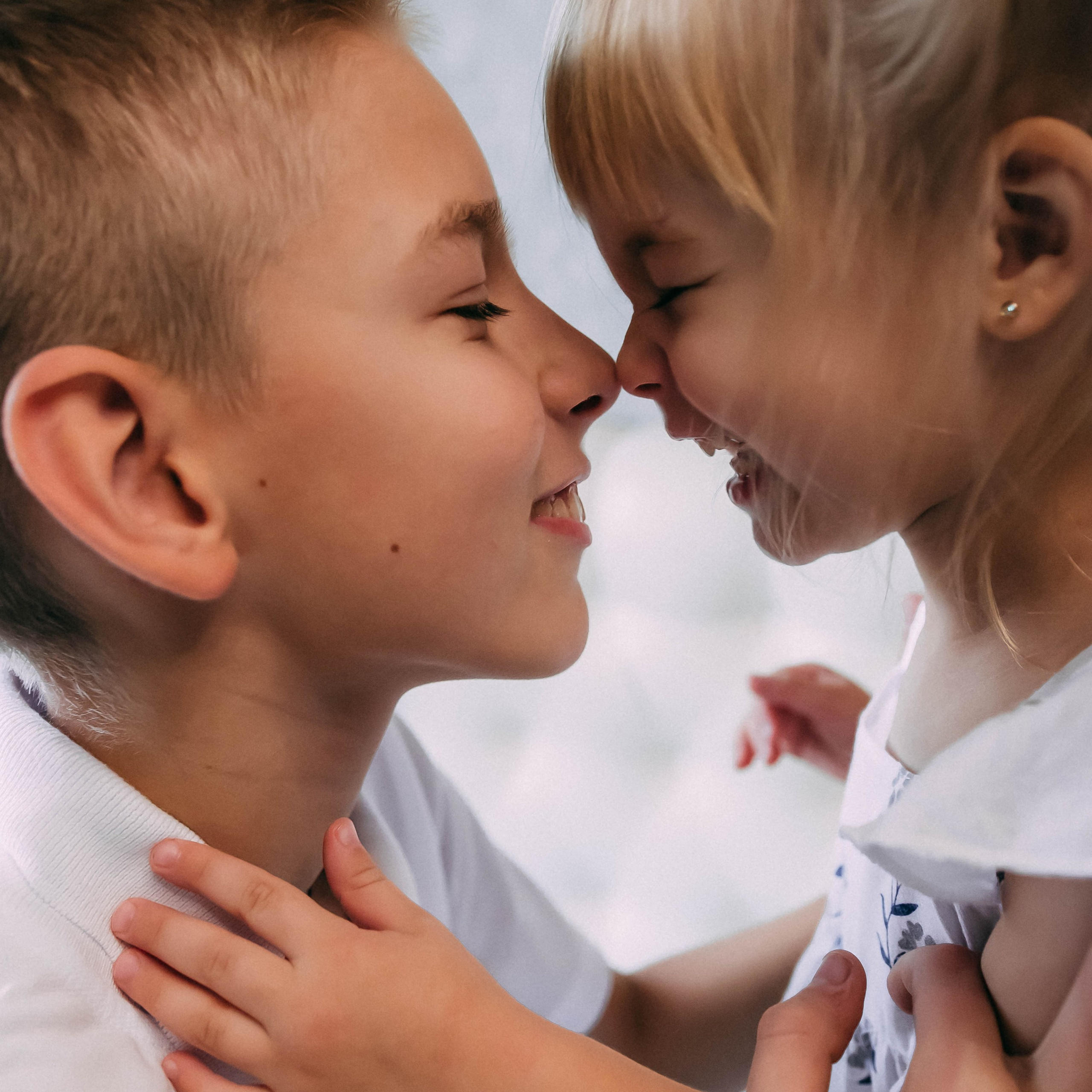 Ваня и София