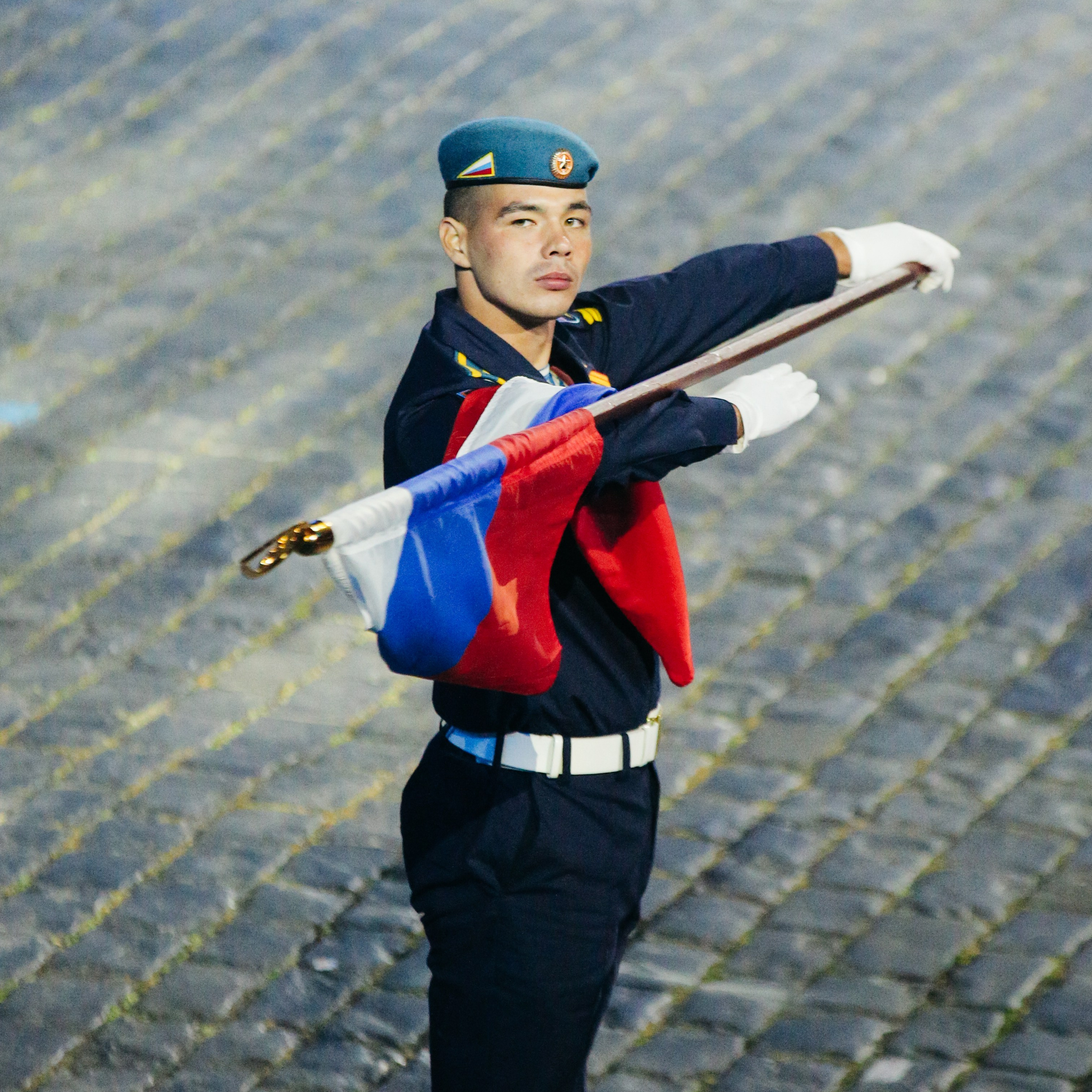 СПАССКАЯ БАШНЯ