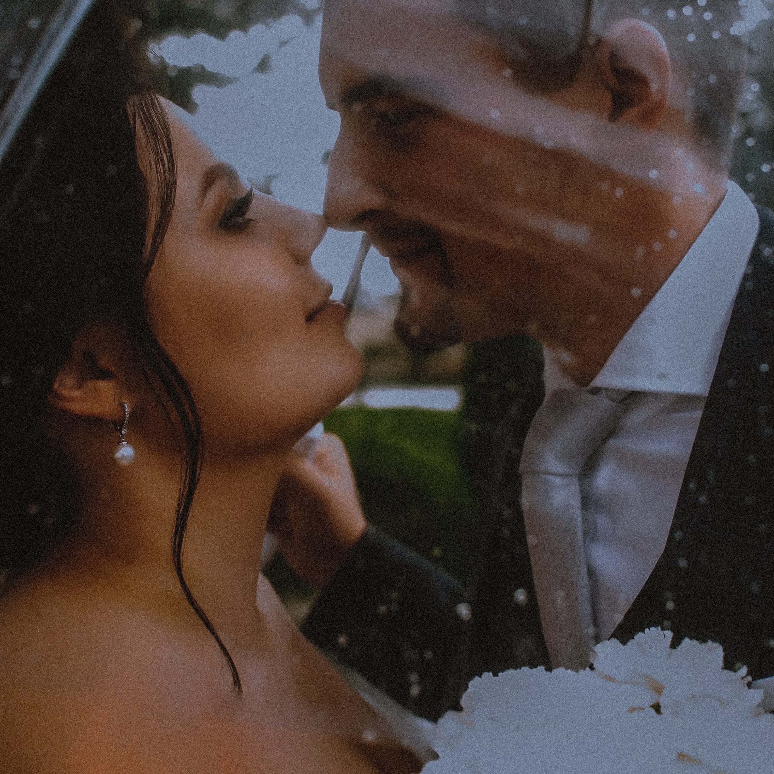 Love.com: Главная страница нашего счастья