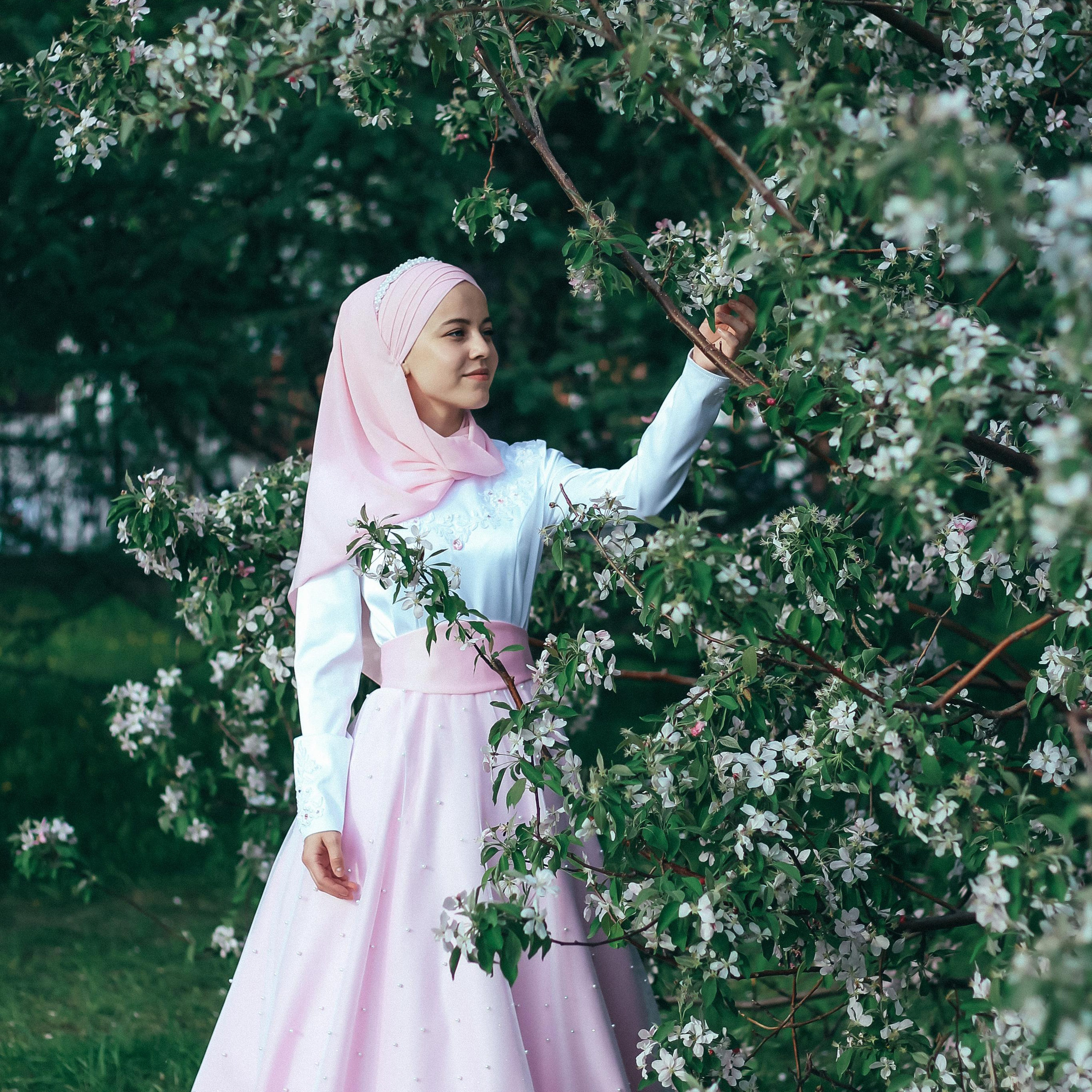 Аделя в цветении