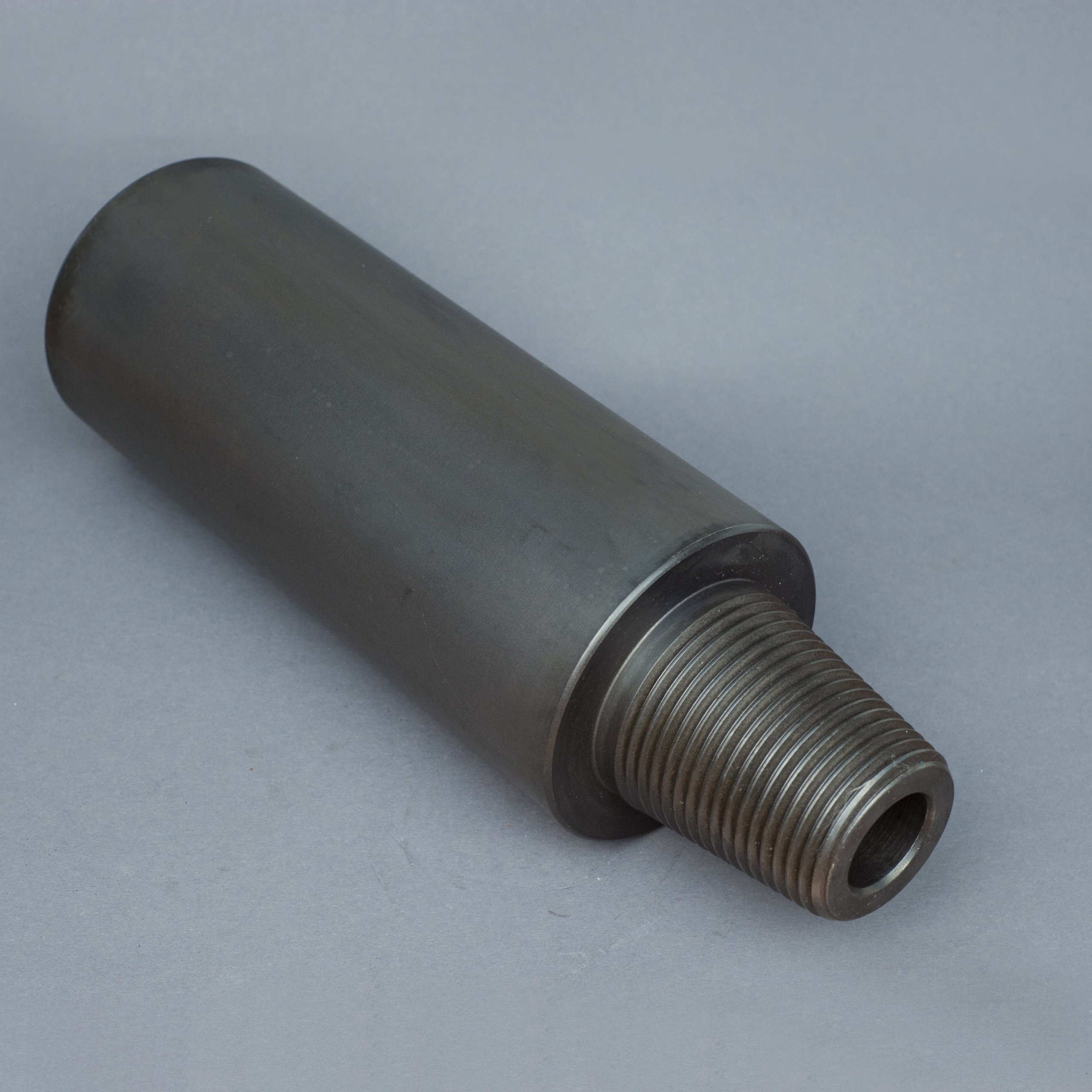 Буровое оборудование. Буровые коронки и переходники. Переходник.