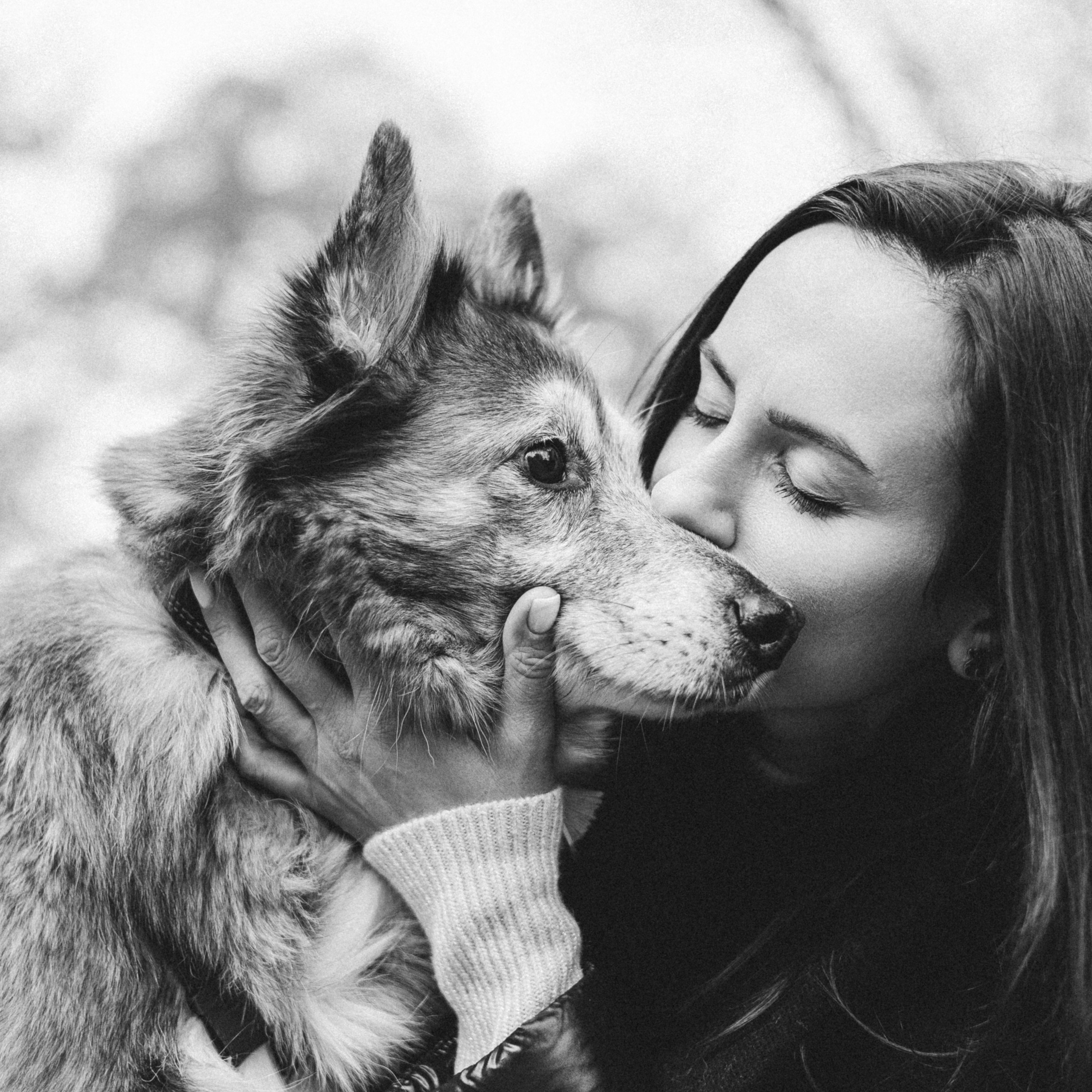 Аня и Ириска