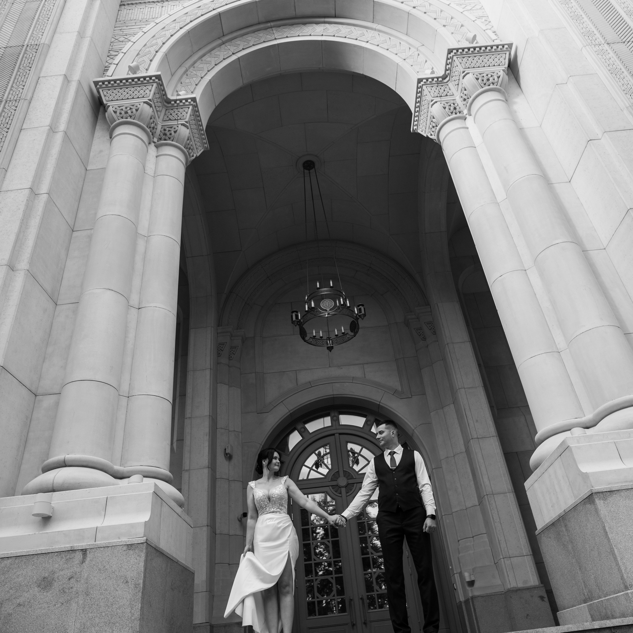 Отзывы о фотографе. Лучший фотограф города. Топ 100. Топ 10. Лучший фотограф. Профессионал. реальные фото со свадьбы, примеры работ фотограф. Профессиональная фотосъемка в Крыму. Натуральные эмоции и живые кадры. Забронируйте дату прямо сейчас!