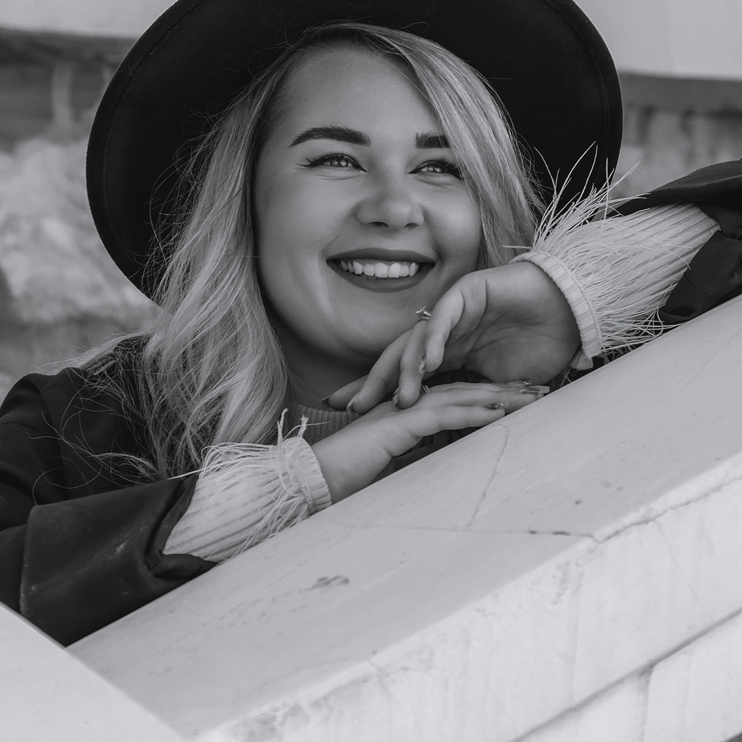 Василиса (сквер Кирилла и Мефодия и центр)