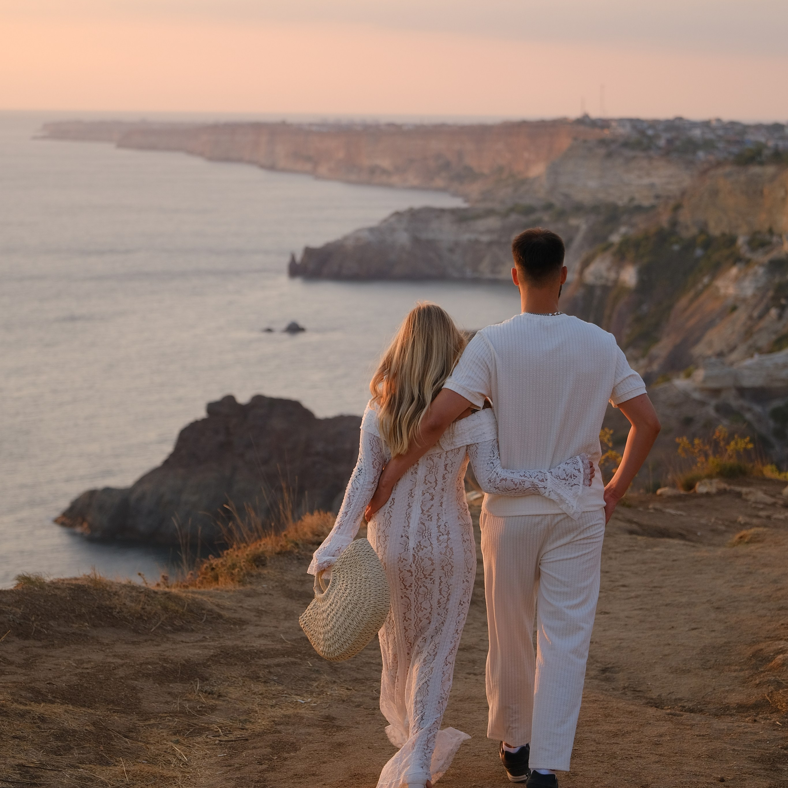 Отзывы о фотографе. Лучший фотограф города. Топ 100. Топ 10. Лучший фотограф. Профессионал. реальные фото со свадьбы, примеры работ фотограф. Профессиональная фотосъемка в Крыму. Натуральные эмоции и живые кадры. Забронируйте дату прямо сейчас!